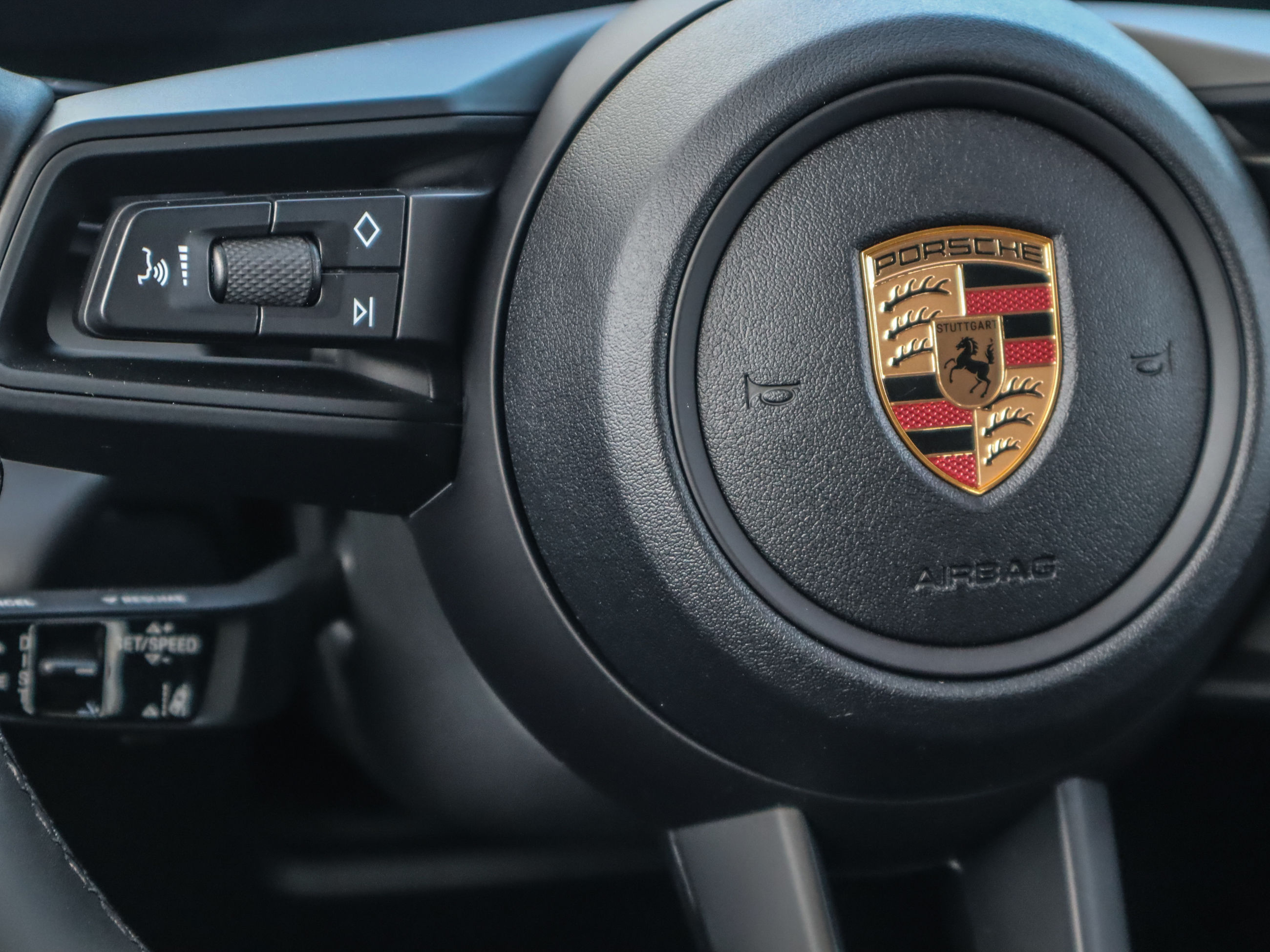 Porsche Macan  2024 à Vancouver, Colombie-Britannique