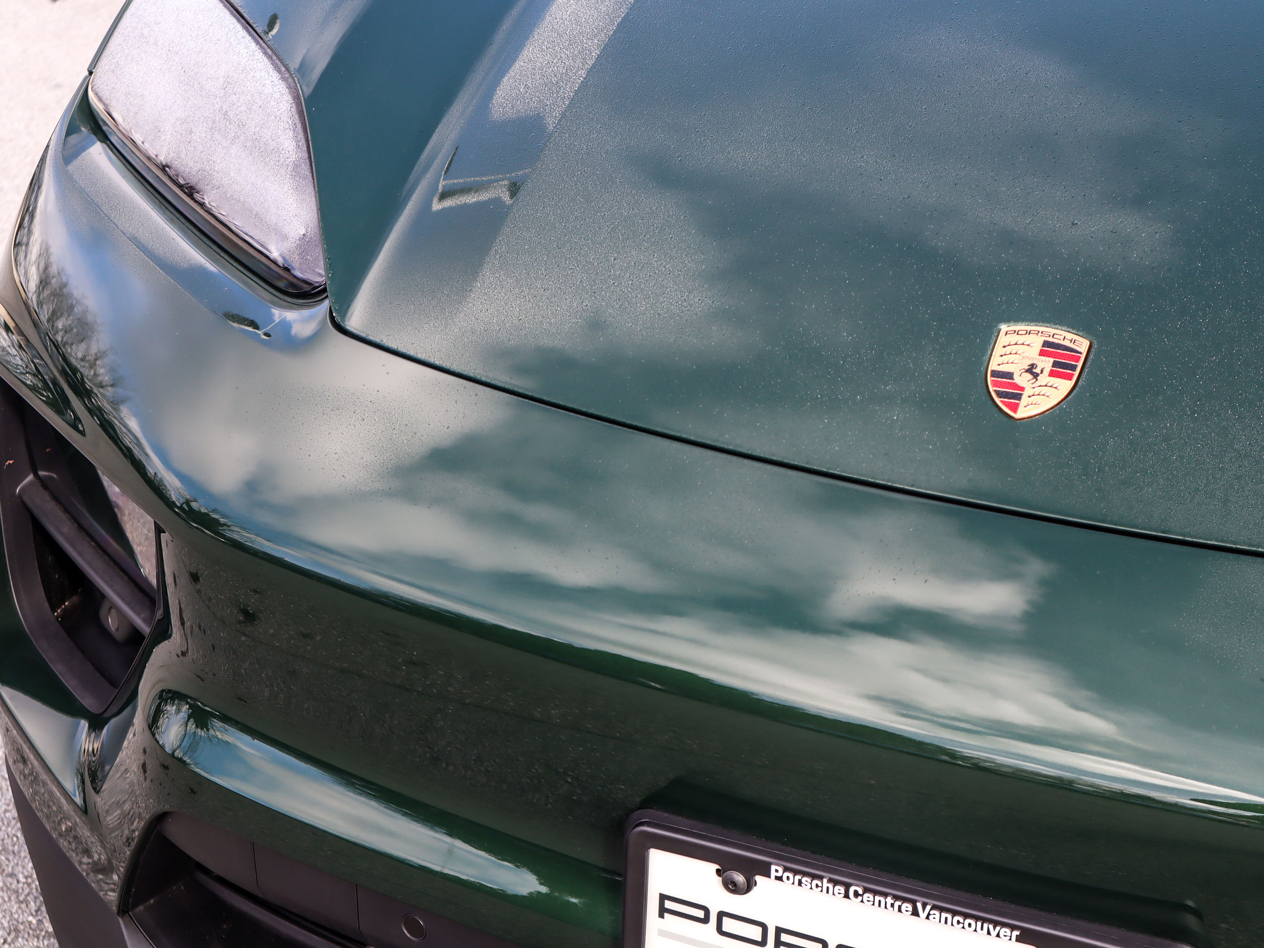 Porsche Macan  2024 à Vancouver, Colombie-Britannique