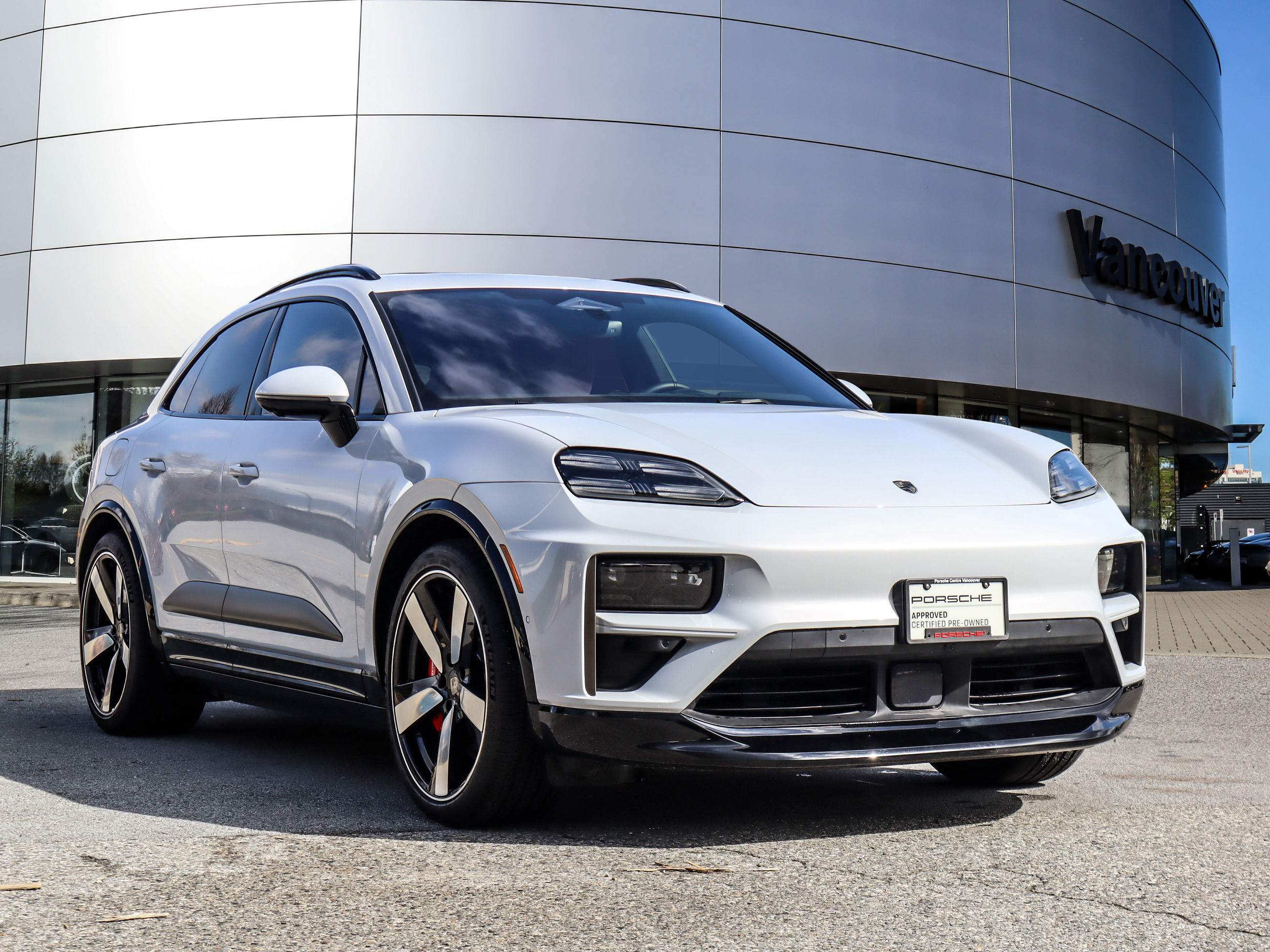 Porsche Macan  2024 à Vancouver, Colombie-Britannique