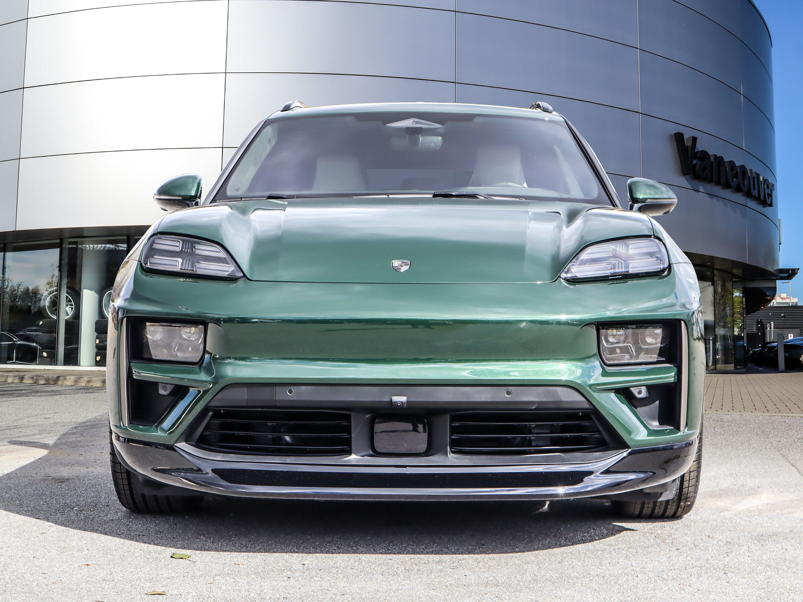 Porsche Macan  2024 à Vancouver, Colombie-Britannique
