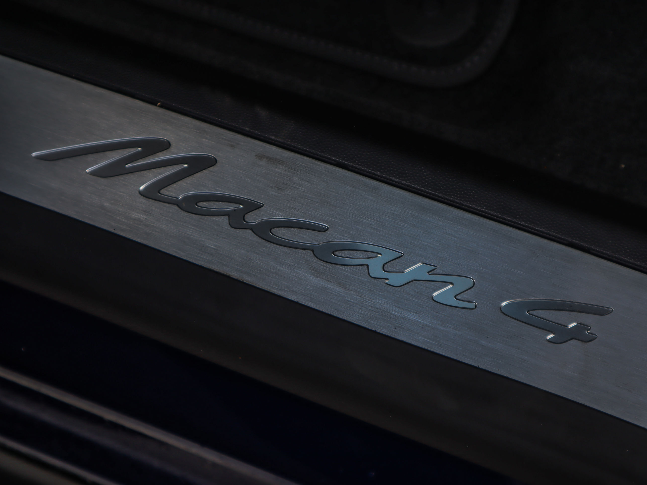 2024 Porsche Macan in Vancouver, British Columbia