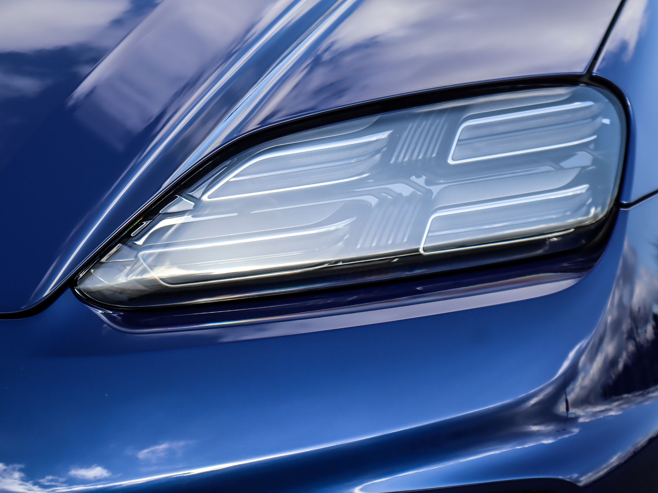 2024 Porsche Macan in Vancouver, British Columbia