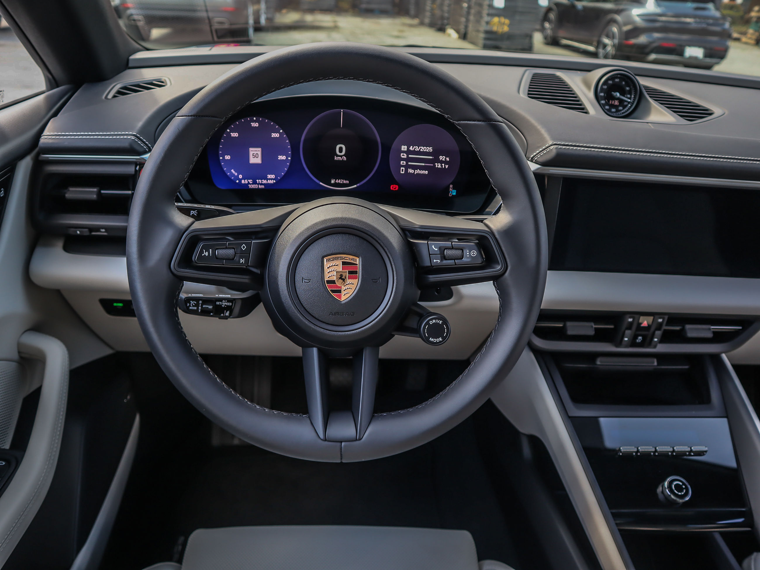 2024 Porsche Macan in Vancouver, British Columbia
