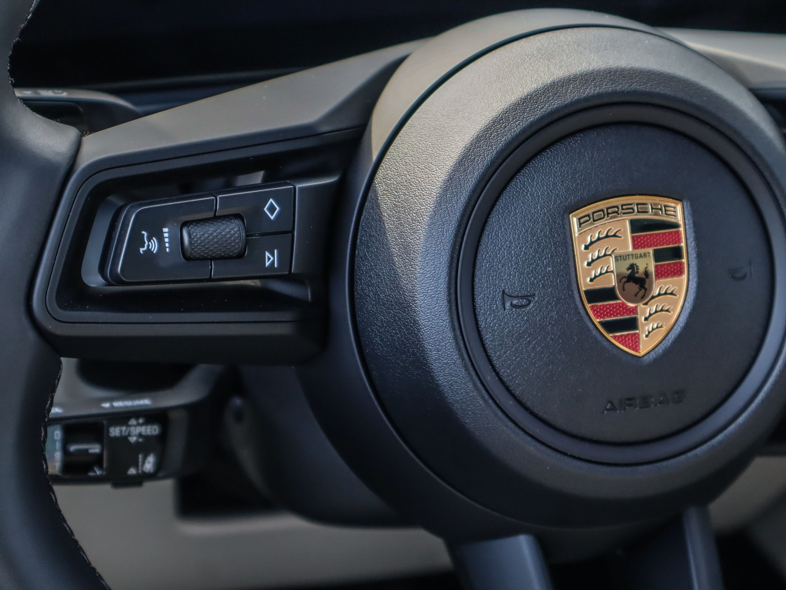 2024 Porsche Macan in Vancouver, British Columbia