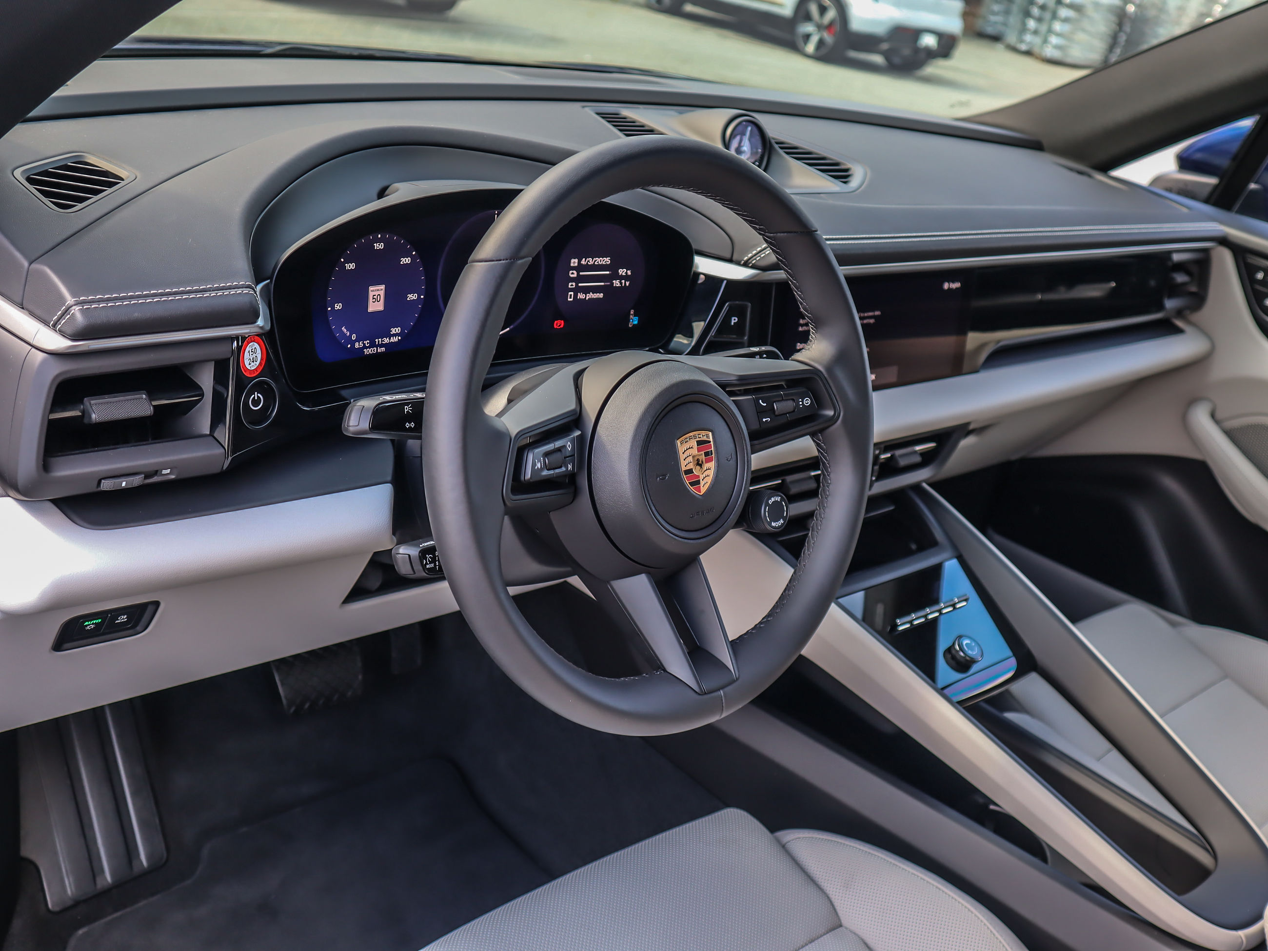 2024 Porsche Macan in Vancouver, British Columbia