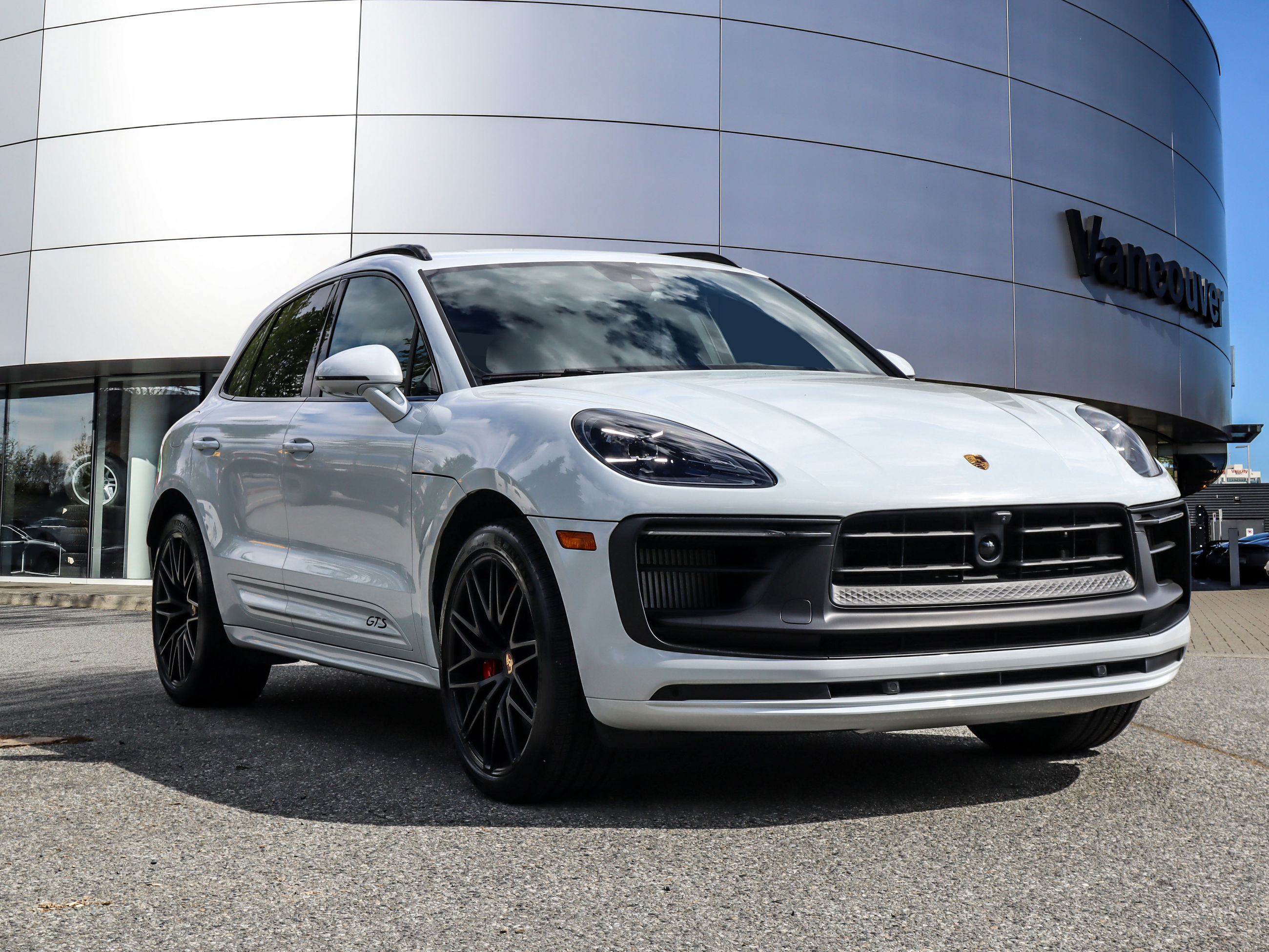 2024 Porsche Macan