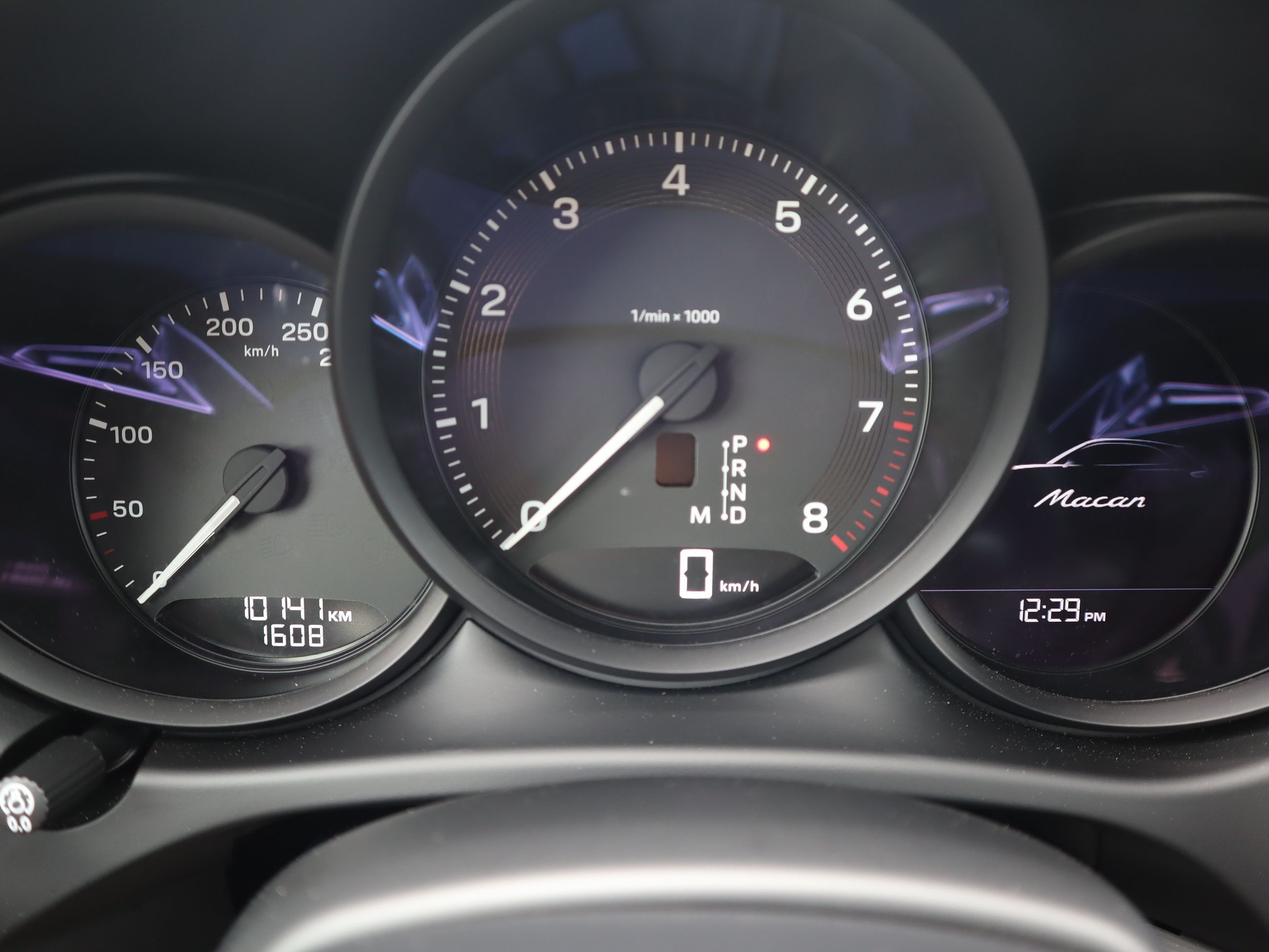 2024 Porsche Macan in Vancouver, British Columbia