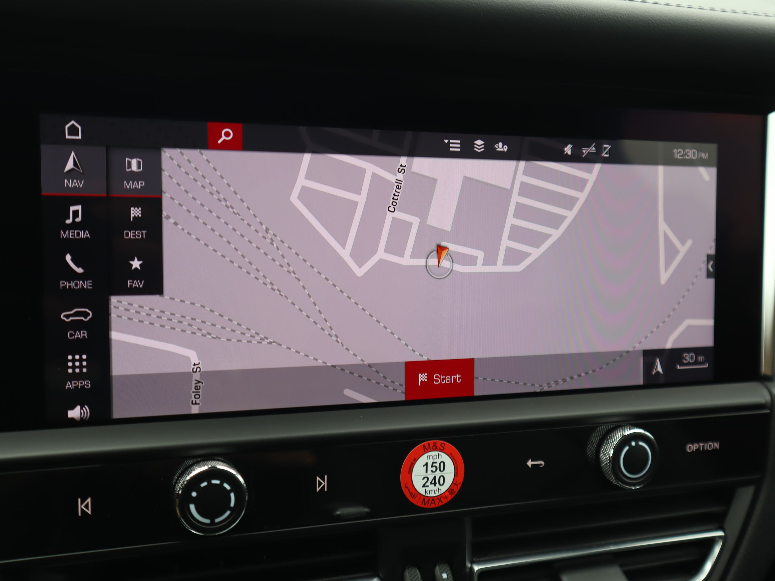 2024 Porsche Macan in Vancouver, British Columbia