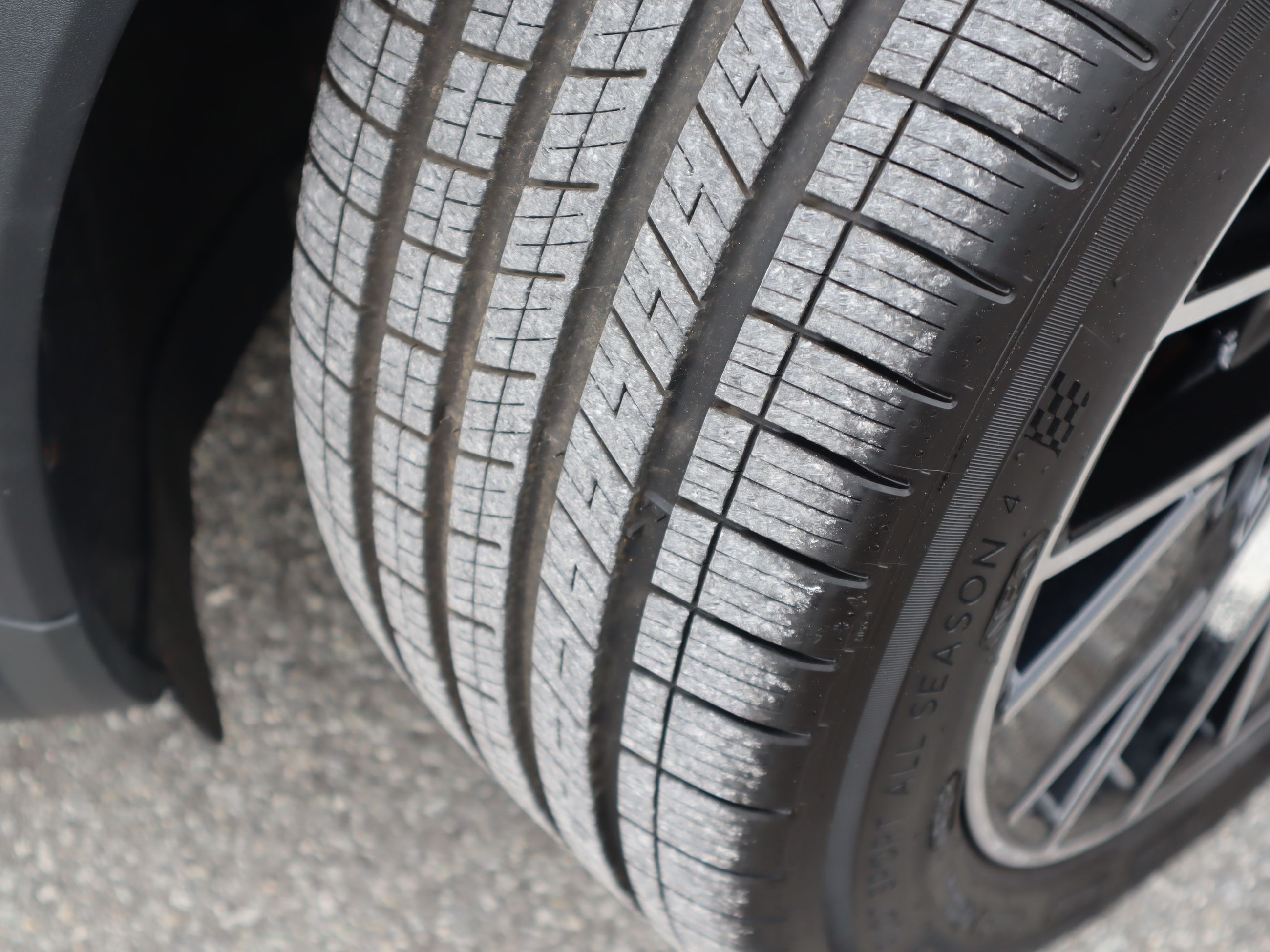 2024 Porsche Macan in Vancouver, British Columbia
