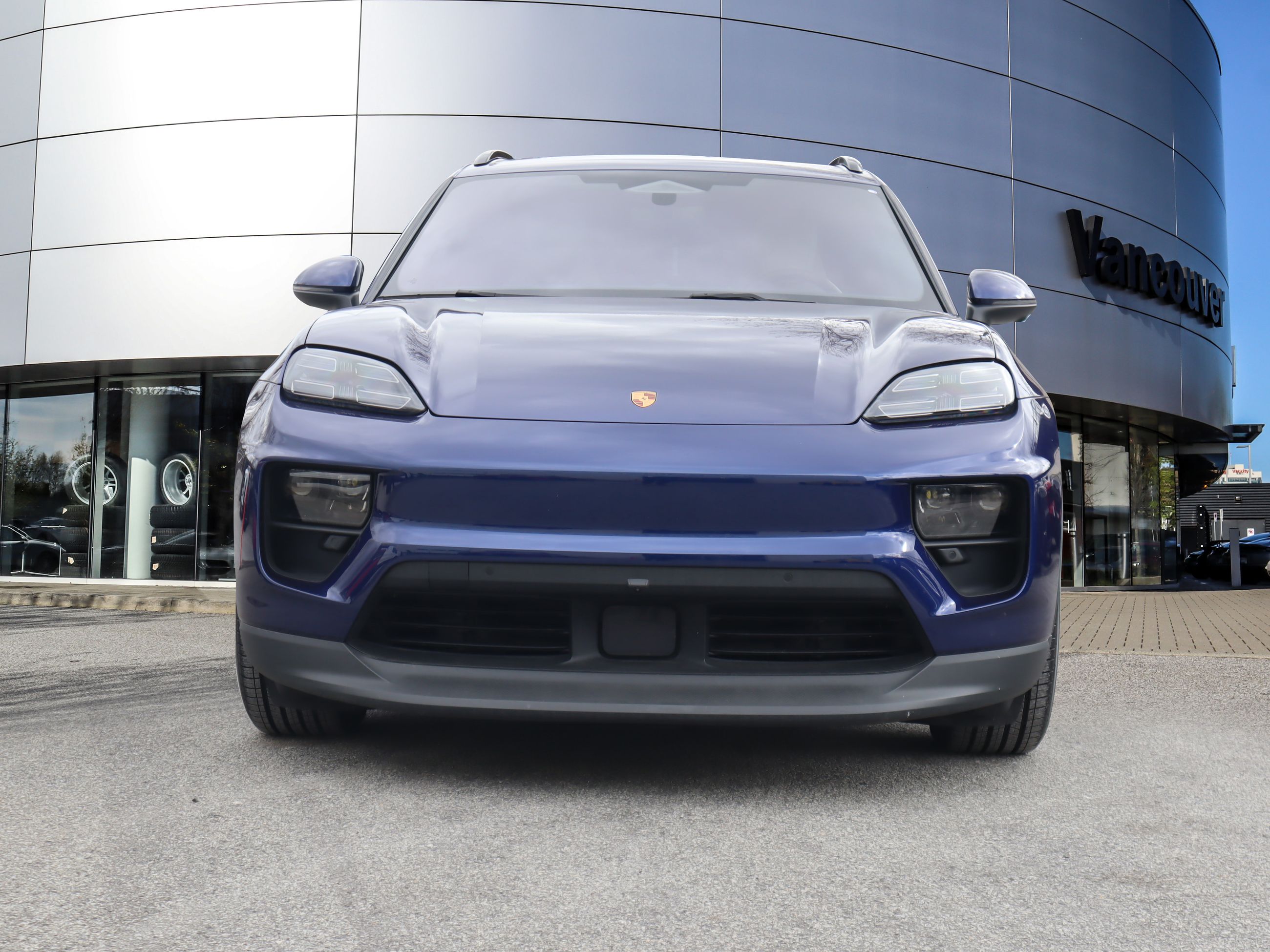 2024 Porsche Macan in Vancouver, British Columbia