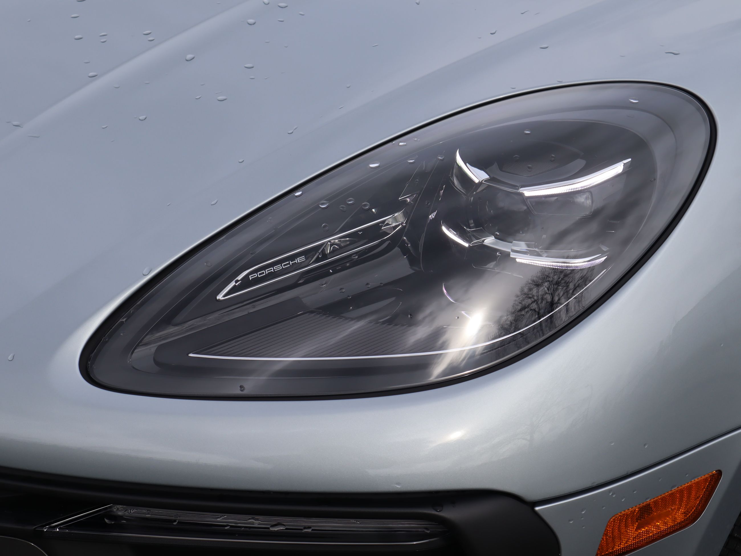 2024 Porsche Macan in Vancouver, British Columbia