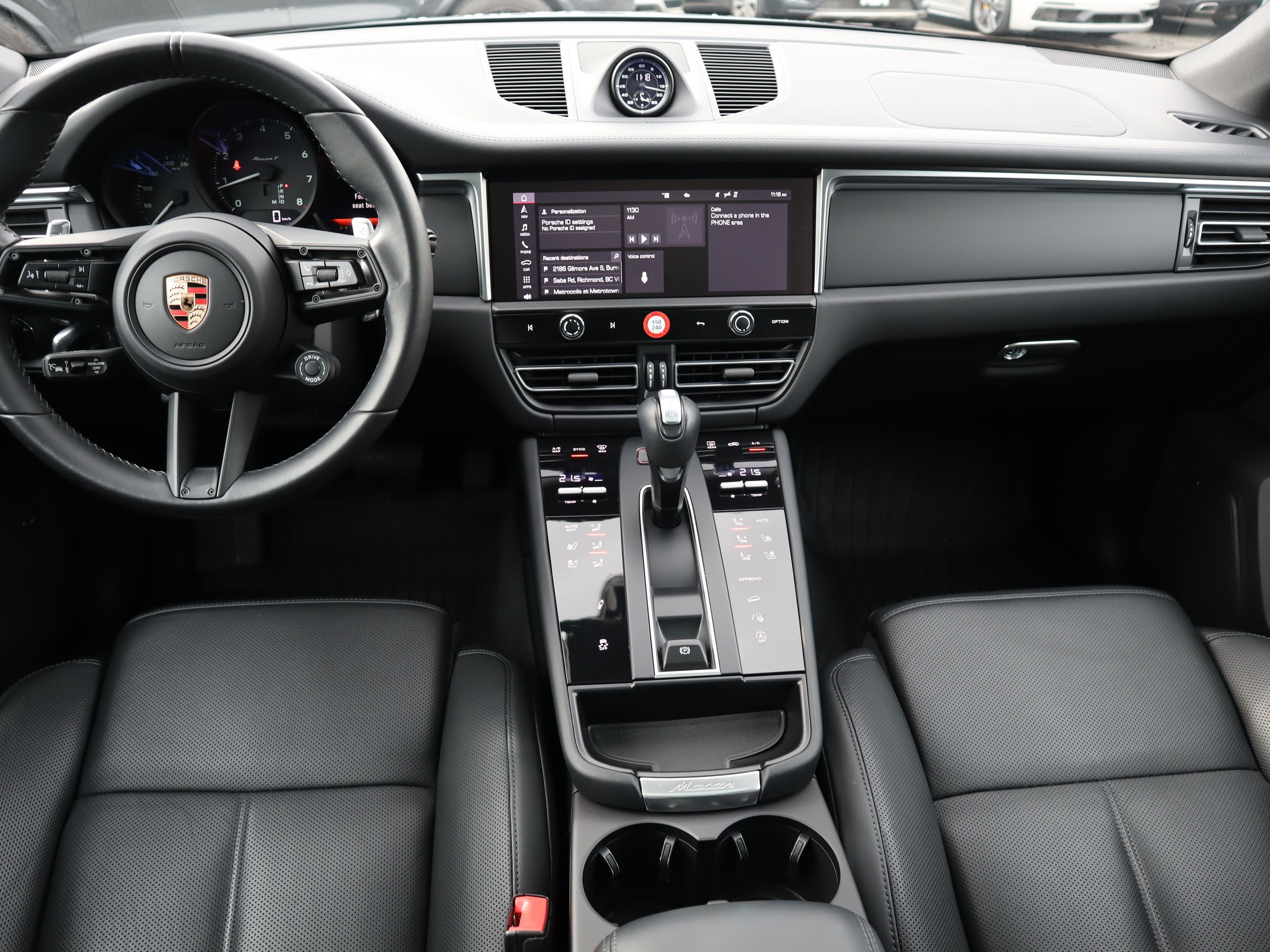 2024 Porsche Macan in Vancouver, British Columbia