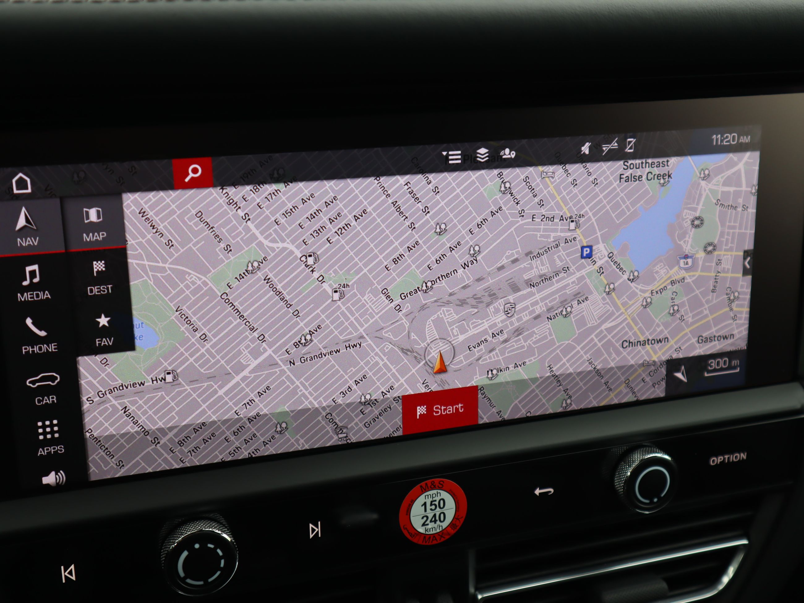 2024 Porsche Macan in Vancouver, British Columbia