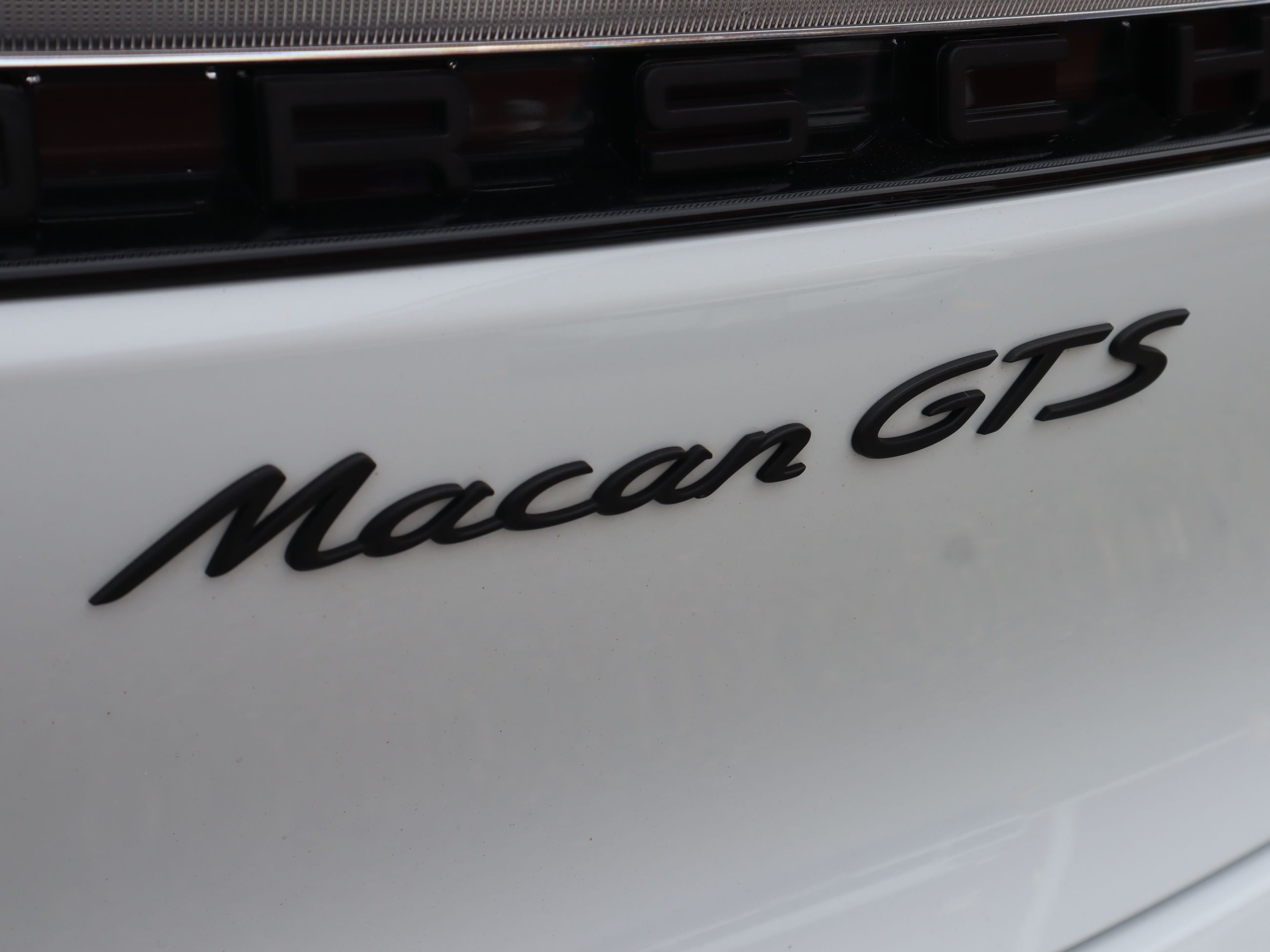 Porsche Macan  2024 à Vancouver, Colombie-Britannique