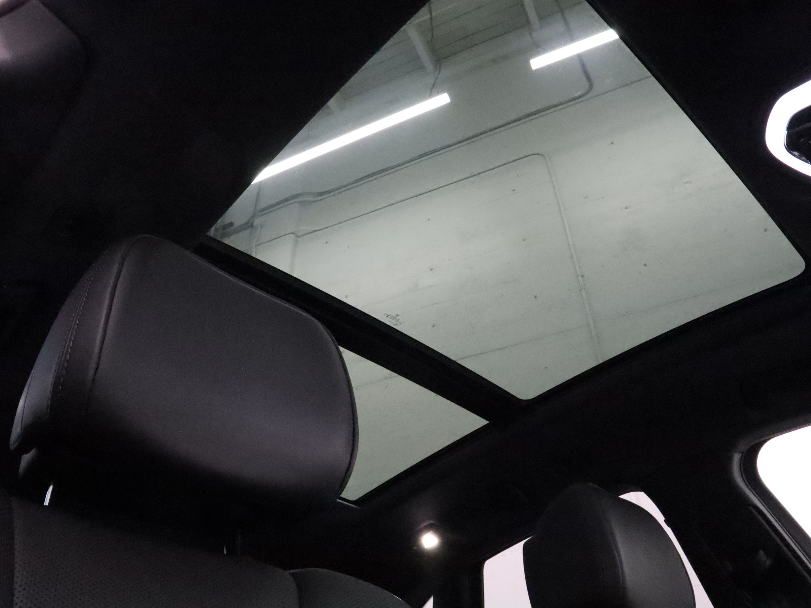 2024 Porsche Macan in Vancouver, British Columbia