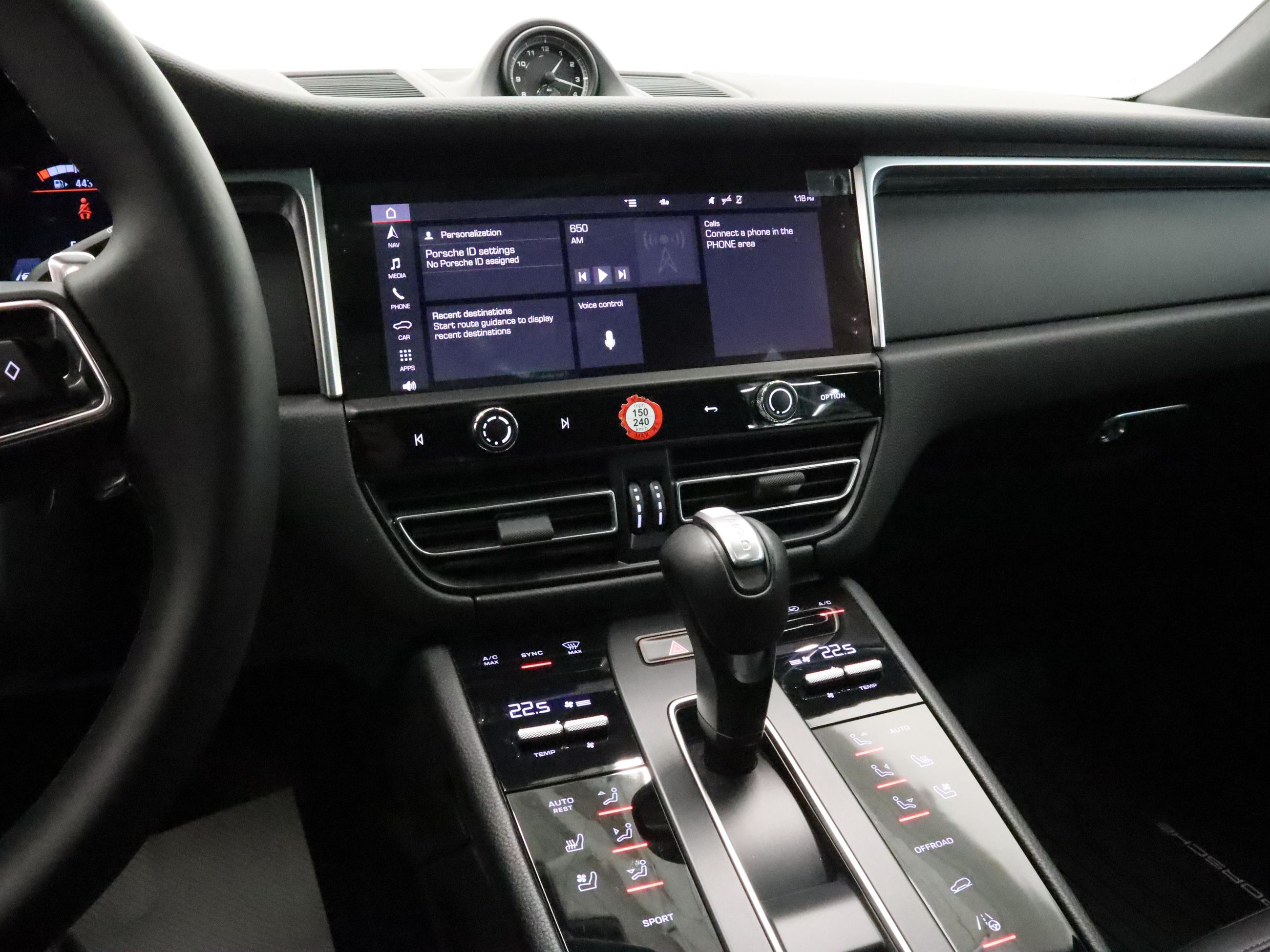 2024 Porsche Macan in Vancouver, British Columbia