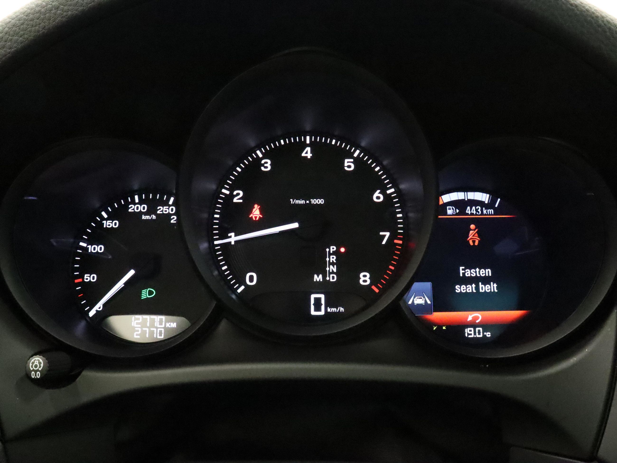 2024 Porsche Macan in Vancouver, British Columbia