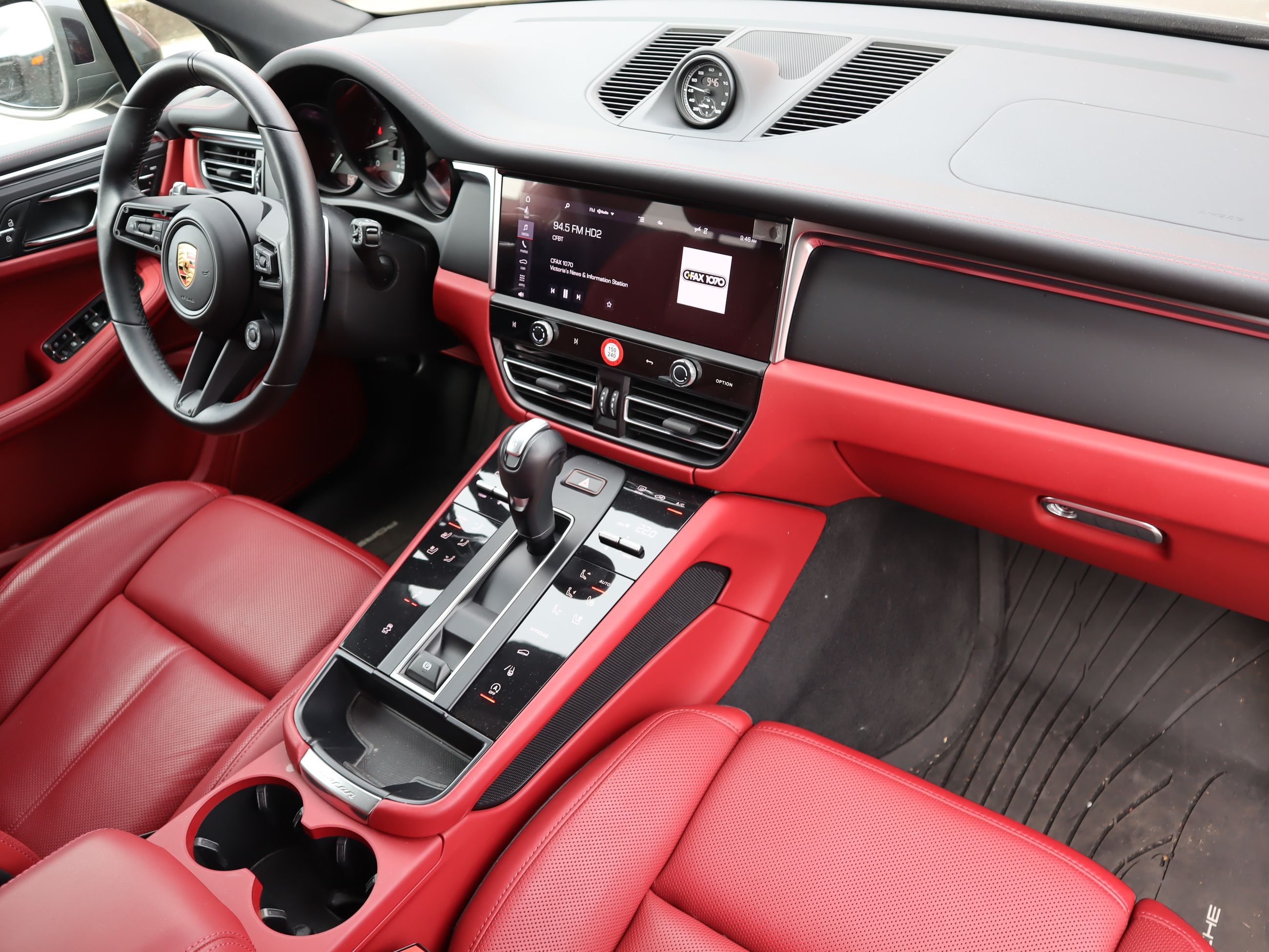 Porsche Macan  2024 à Vancouver, Colombie-Britannique