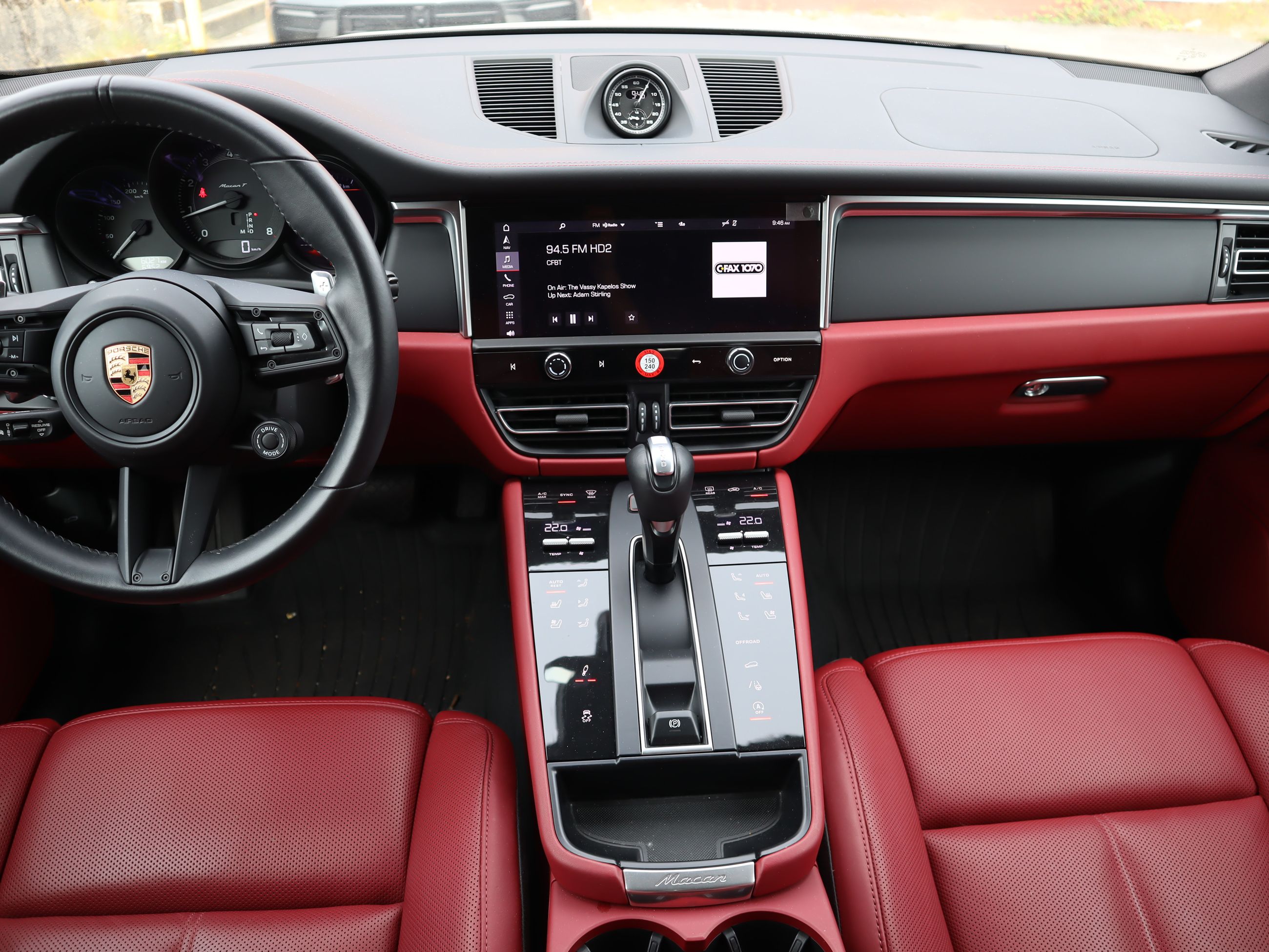 Porsche Macan  2024 à Vancouver, Colombie-Britannique