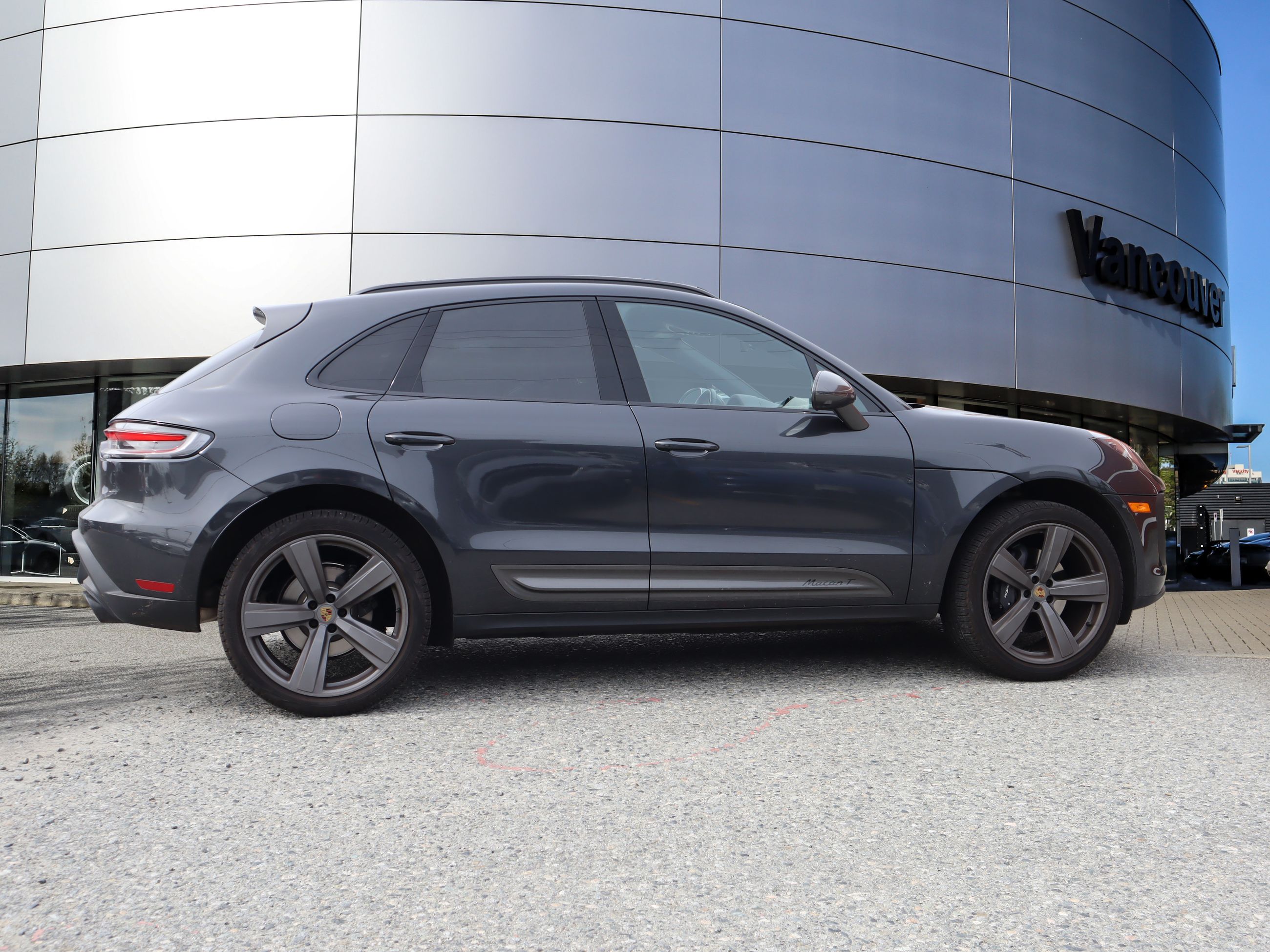 Porsche Macan  2024 à Vancouver, Colombie-Britannique