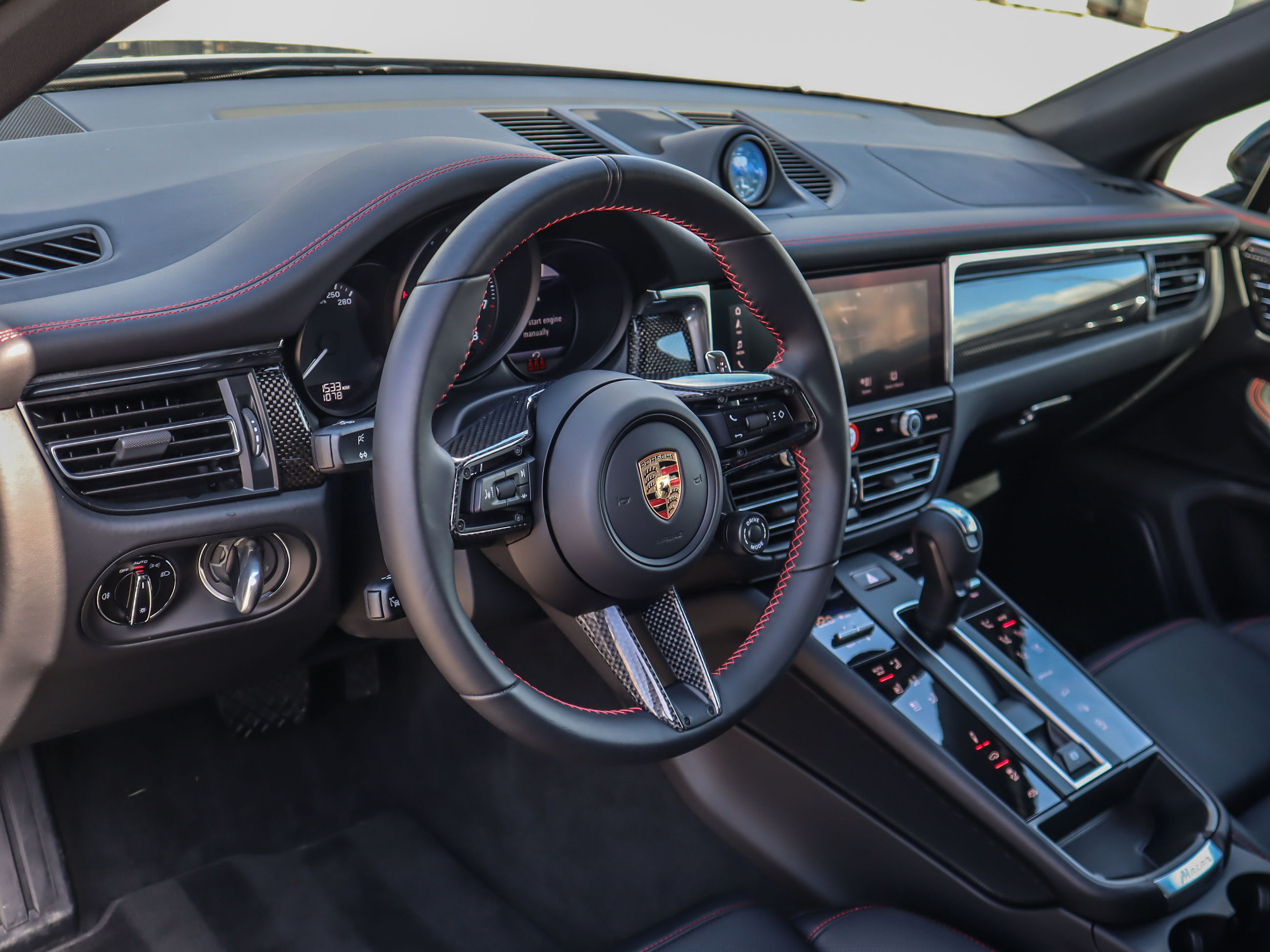 Porsche Macan  2025 à Vancouver, Colombie-Britannique