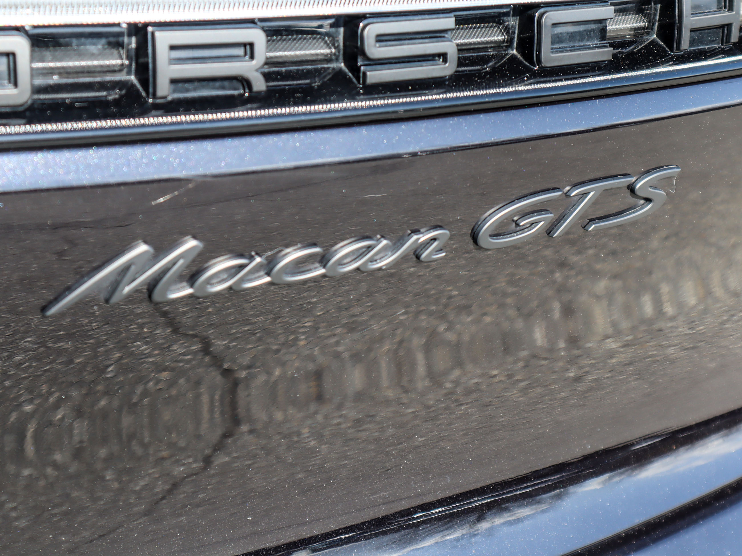 2025 Porsche Macan in Vancouver, British Columbia