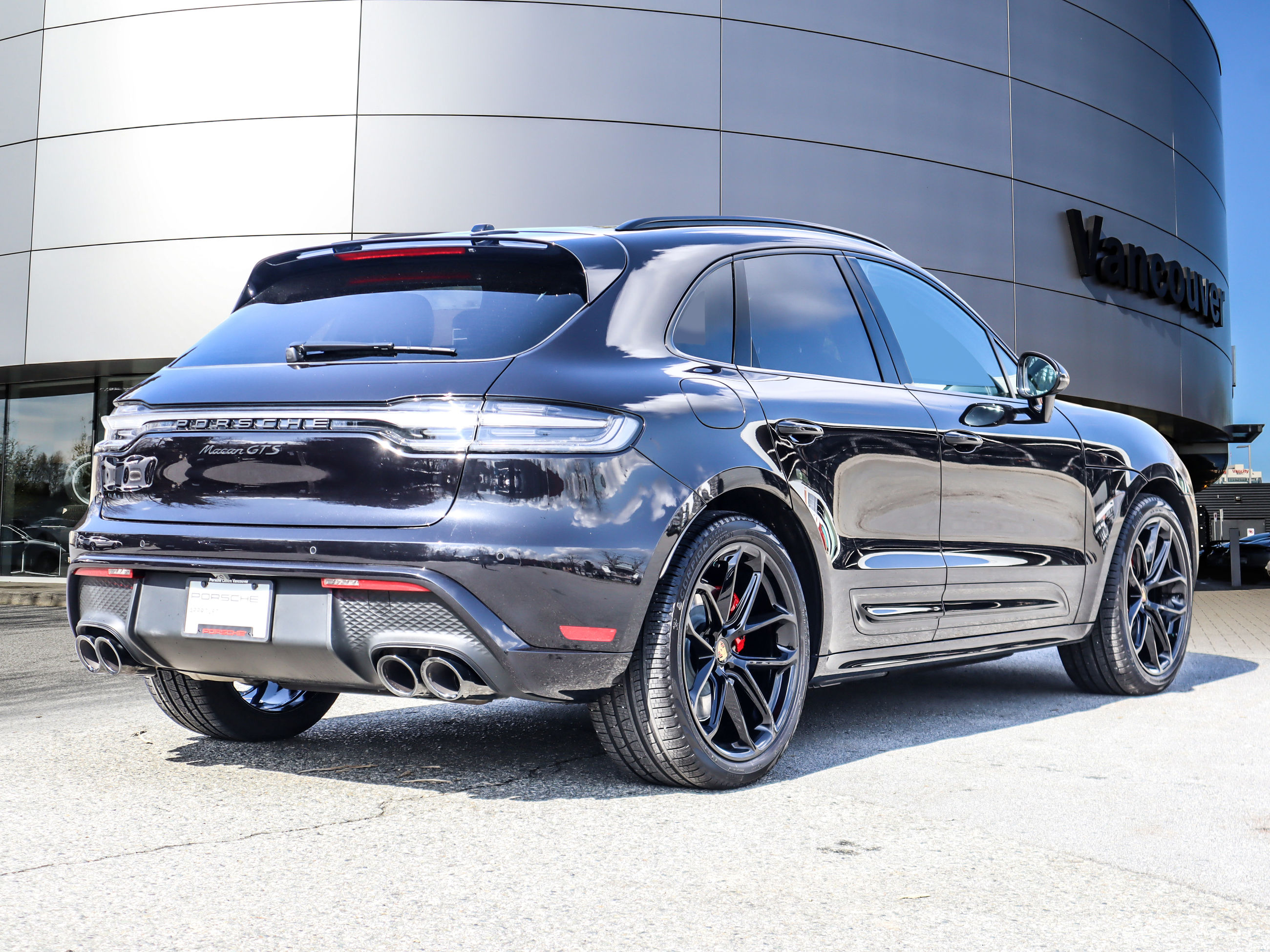Porsche Macan  2025 à Vancouver, Colombie-Britannique