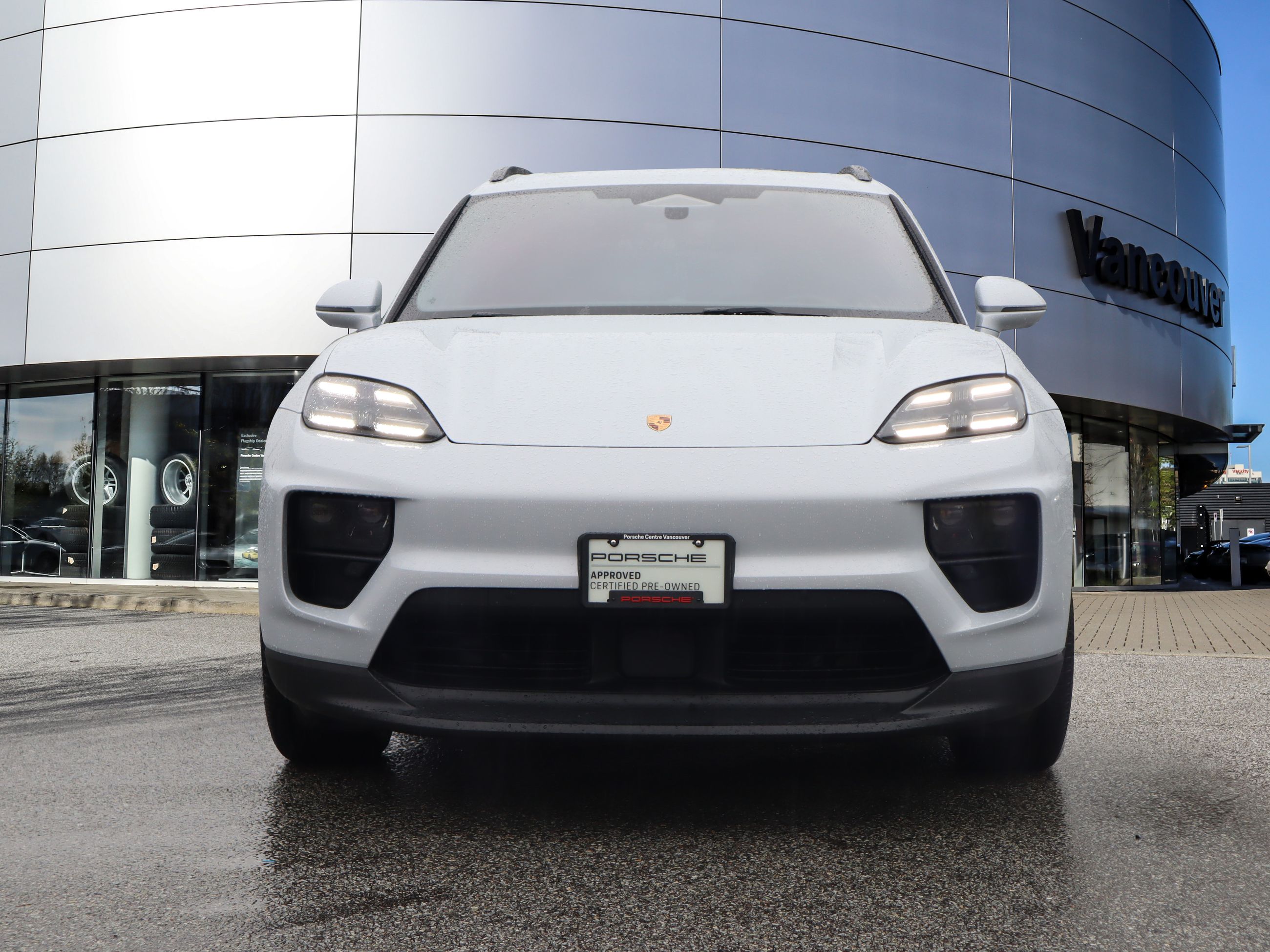 Porsche Macan  2025 à Vancouver, Colombie-Britannique