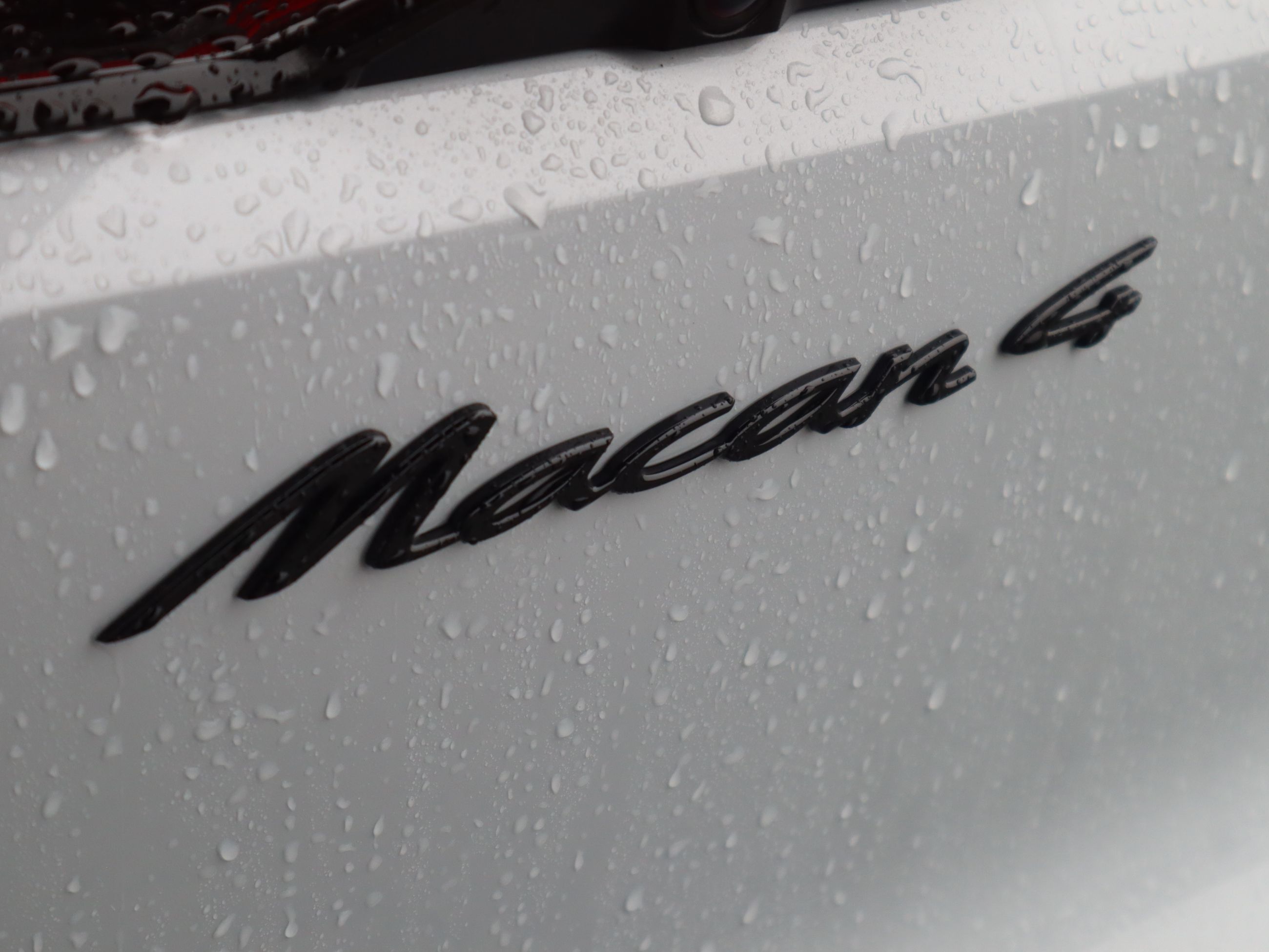 Porsche Macan  2025 à Vancouver, Colombie-Britannique