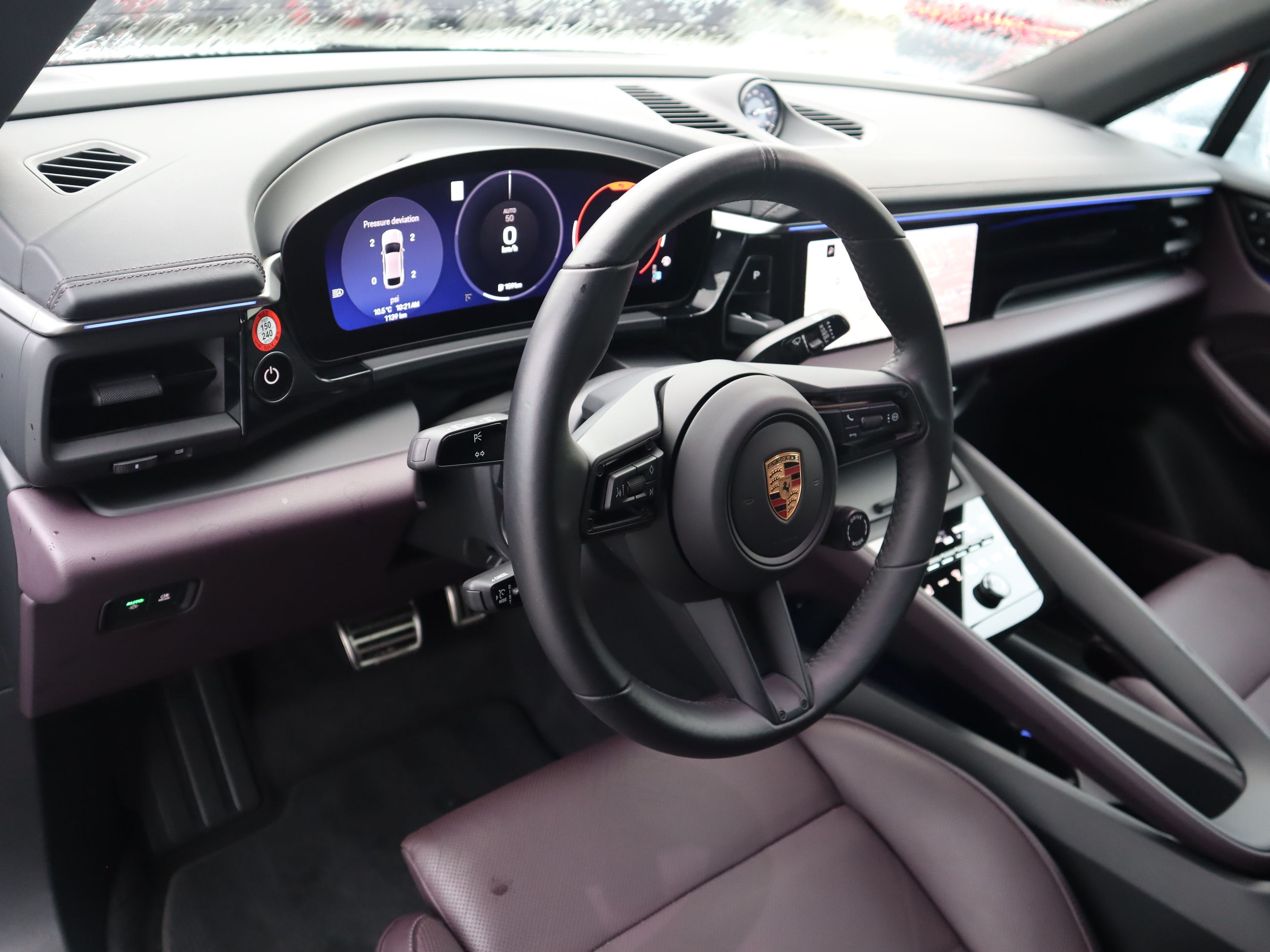 Porsche Macan  2025 à Vancouver, Colombie-Britannique