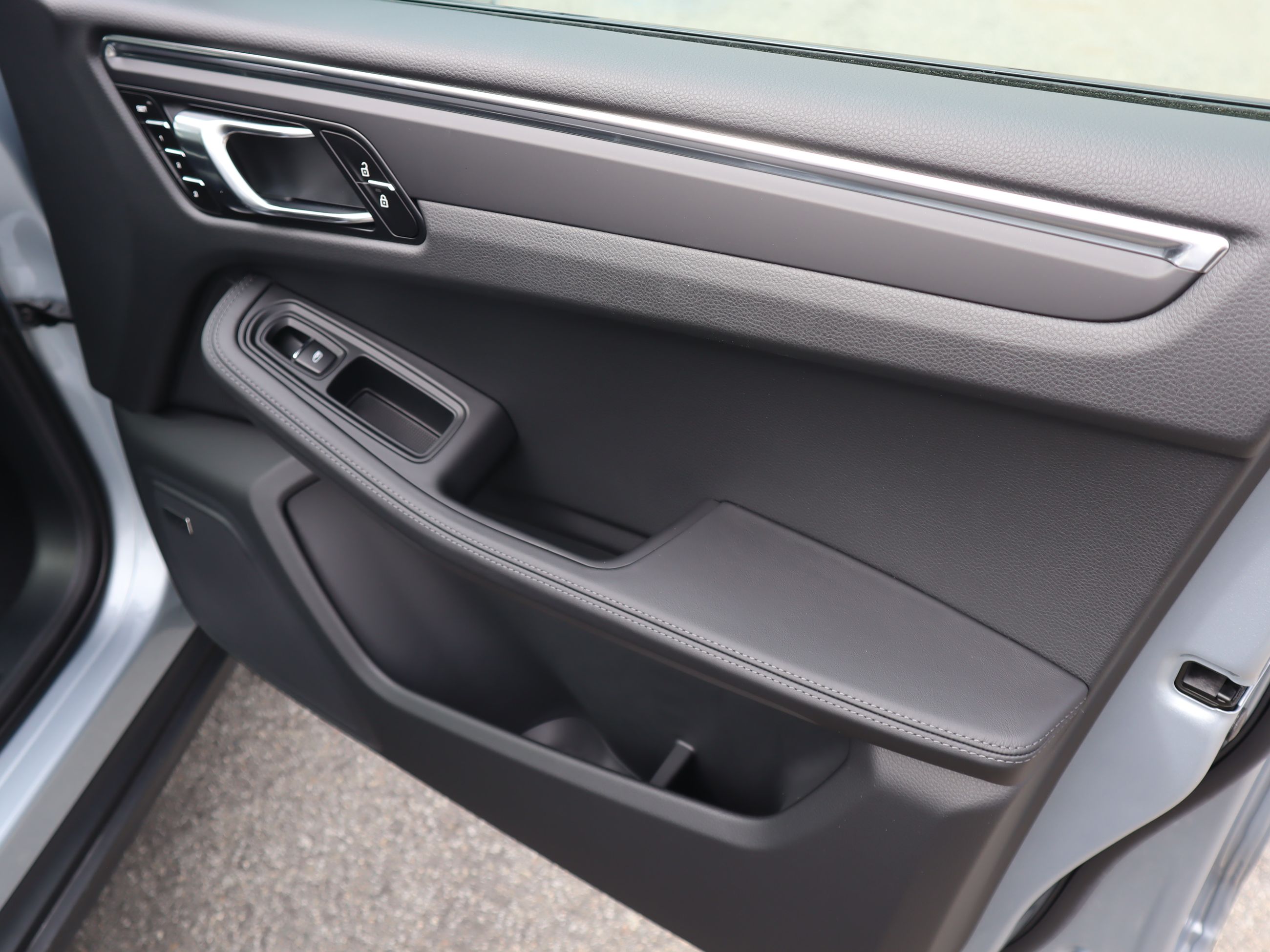 Porsche Macan  2025 à Vancouver, Colombie-Britannique