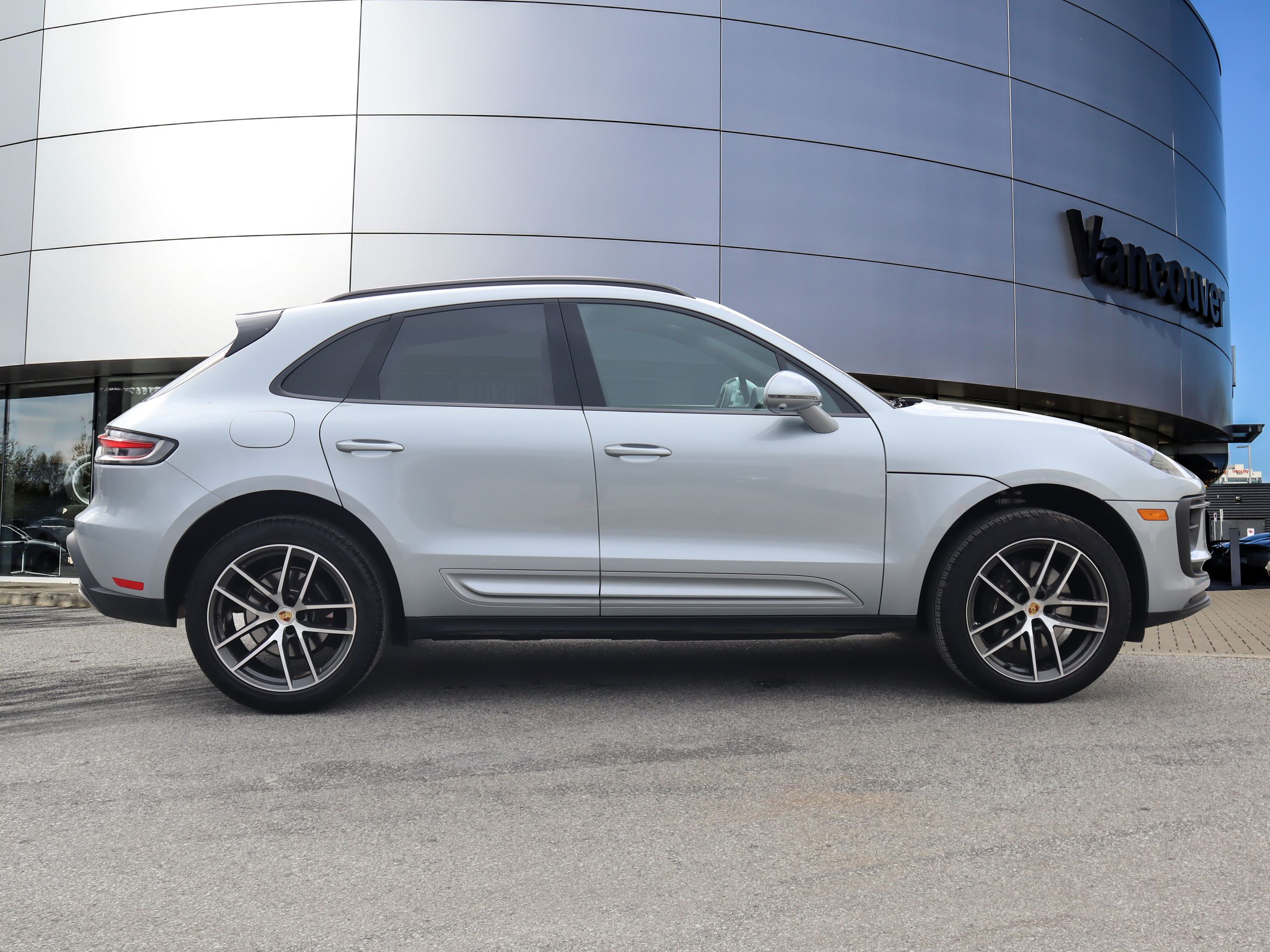 Porsche Macan  2025 à Vancouver, Colombie-Britannique
