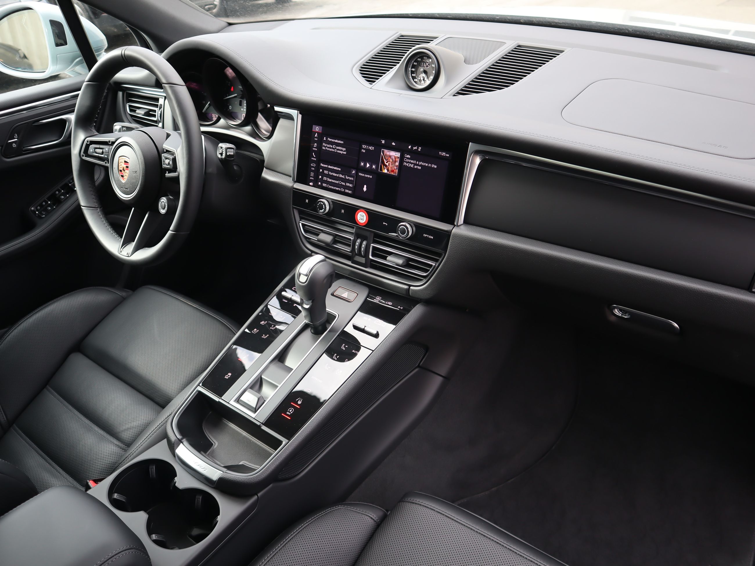 Porsche Macan  2025 à Vancouver, Colombie-Britannique