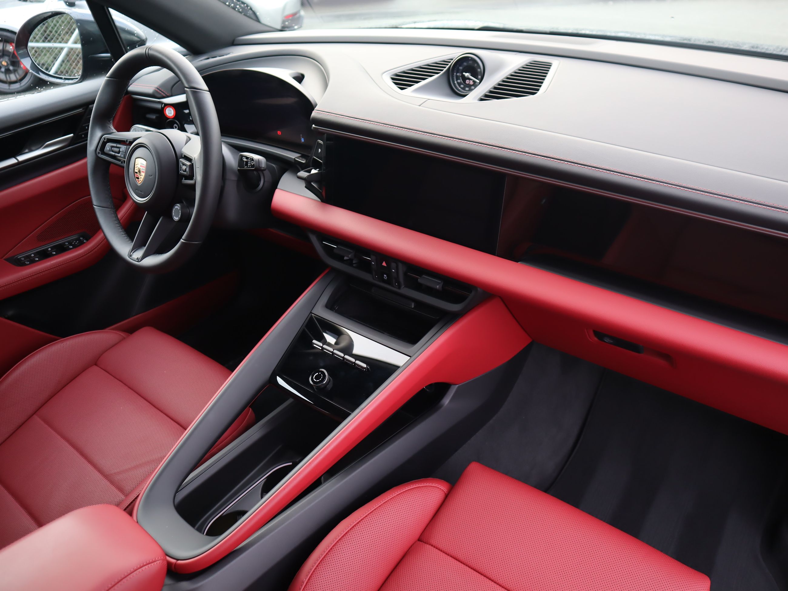 2025 Porsche Macan in Vancouver, British Columbia