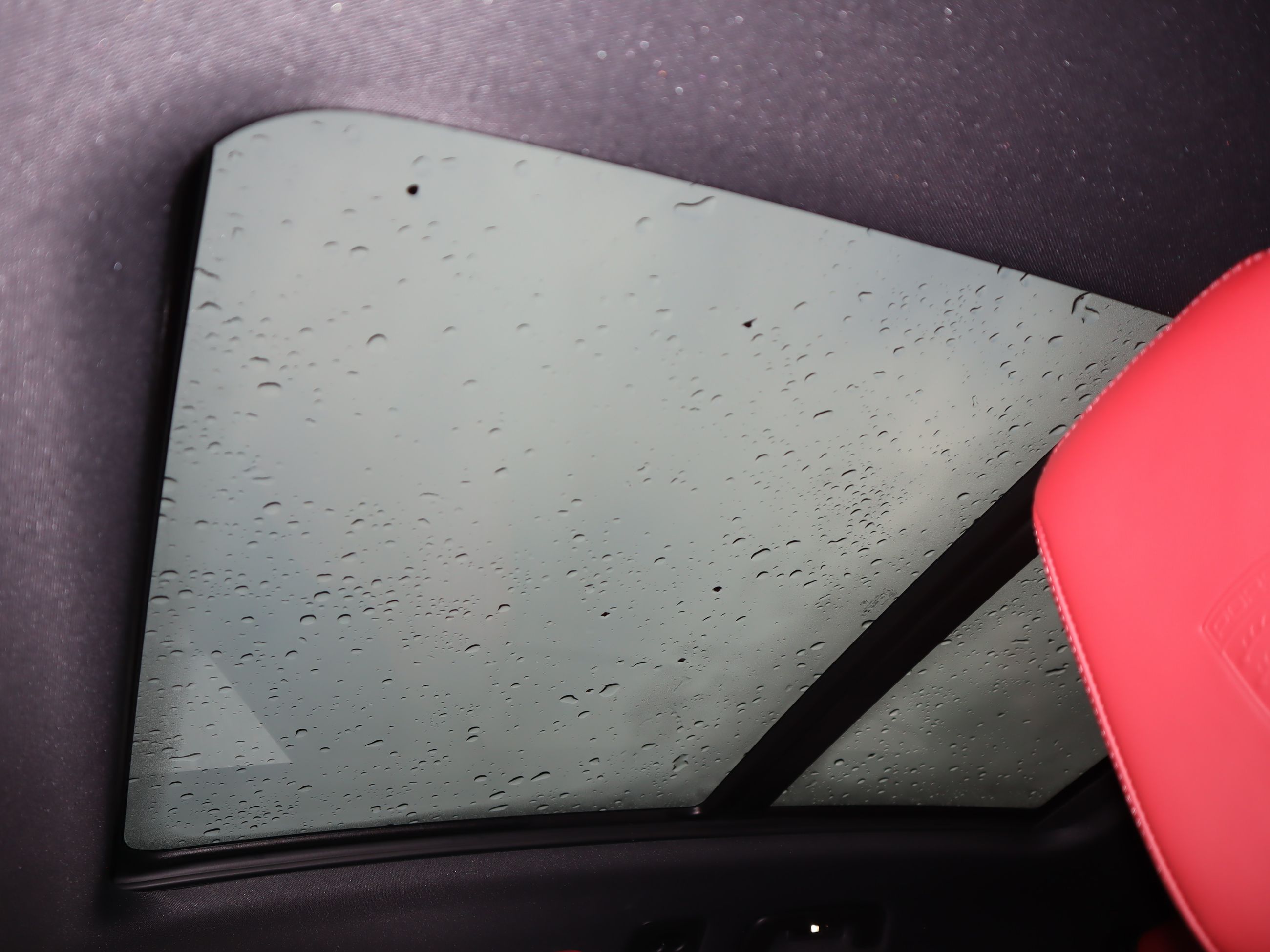 2025 Porsche Macan in Vancouver, British Columbia