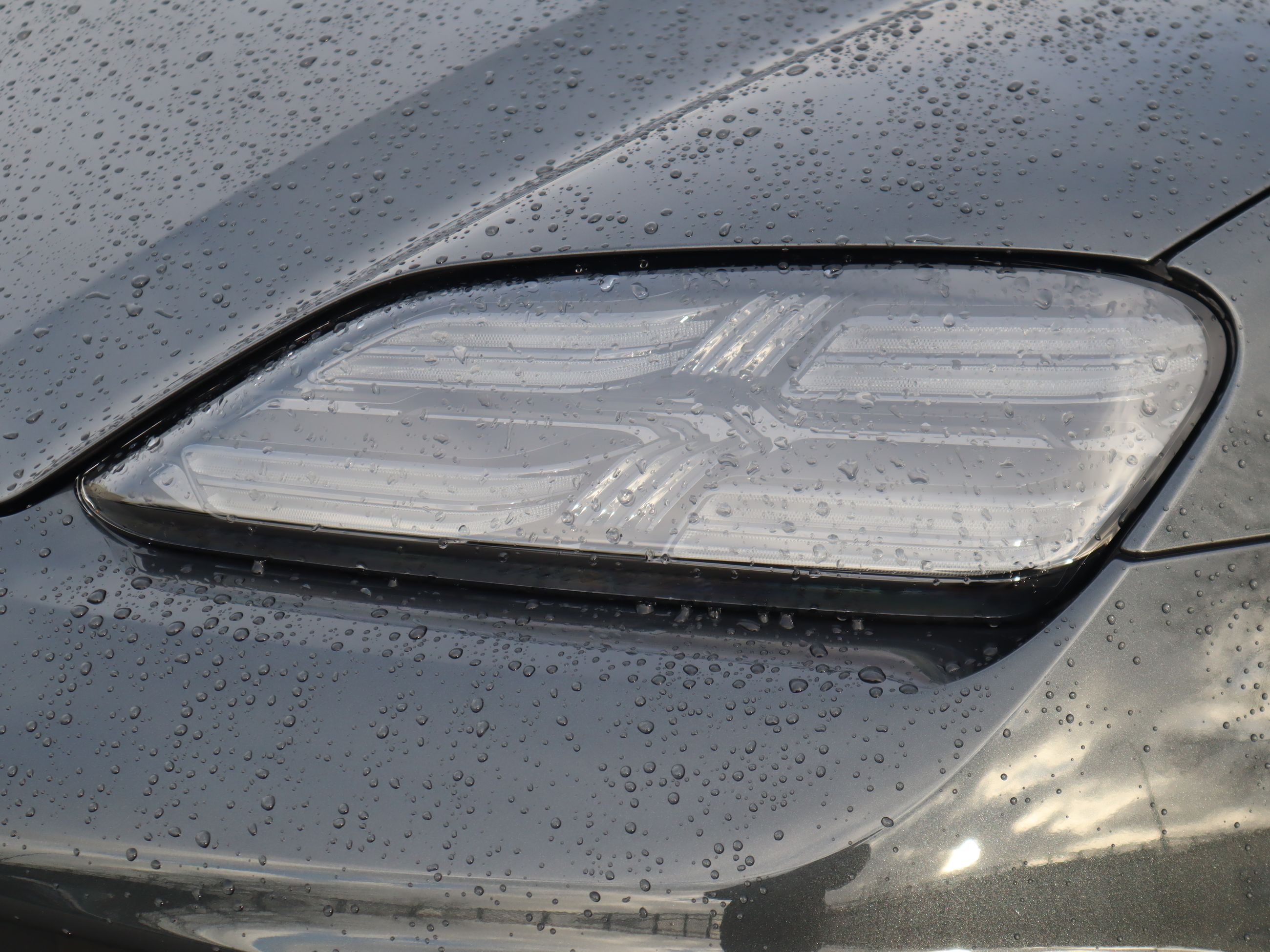 2025 Porsche Macan in Vancouver, British Columbia