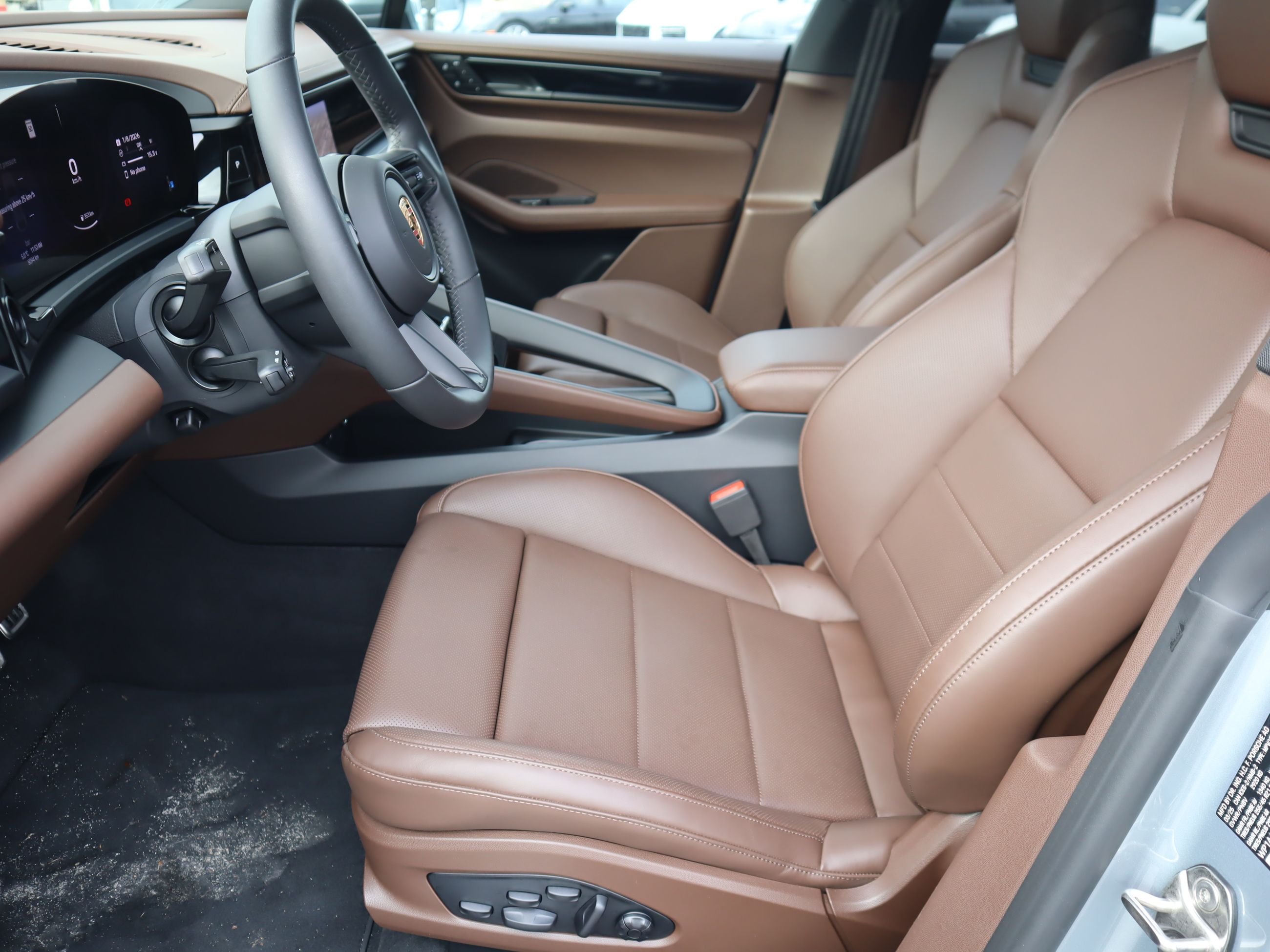 Porsche Macan  2025 à Vancouver, Colombie-Britannique