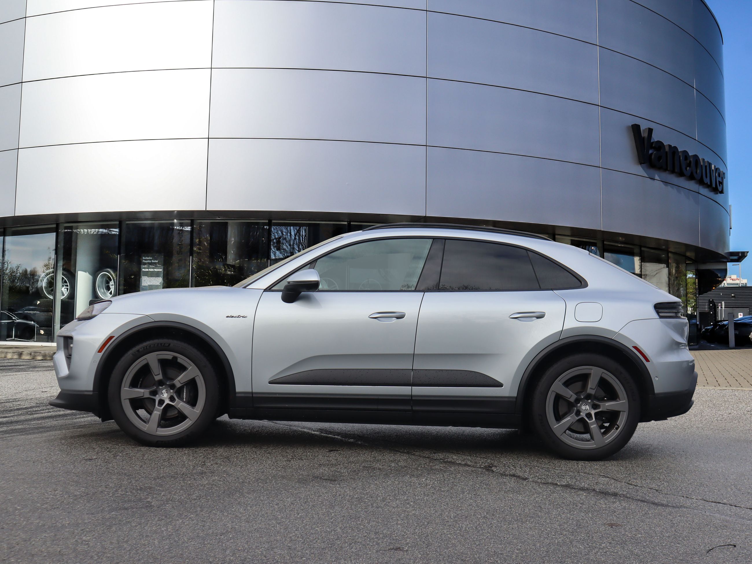 Porsche Macan  2025 à Vancouver, Colombie-Britannique