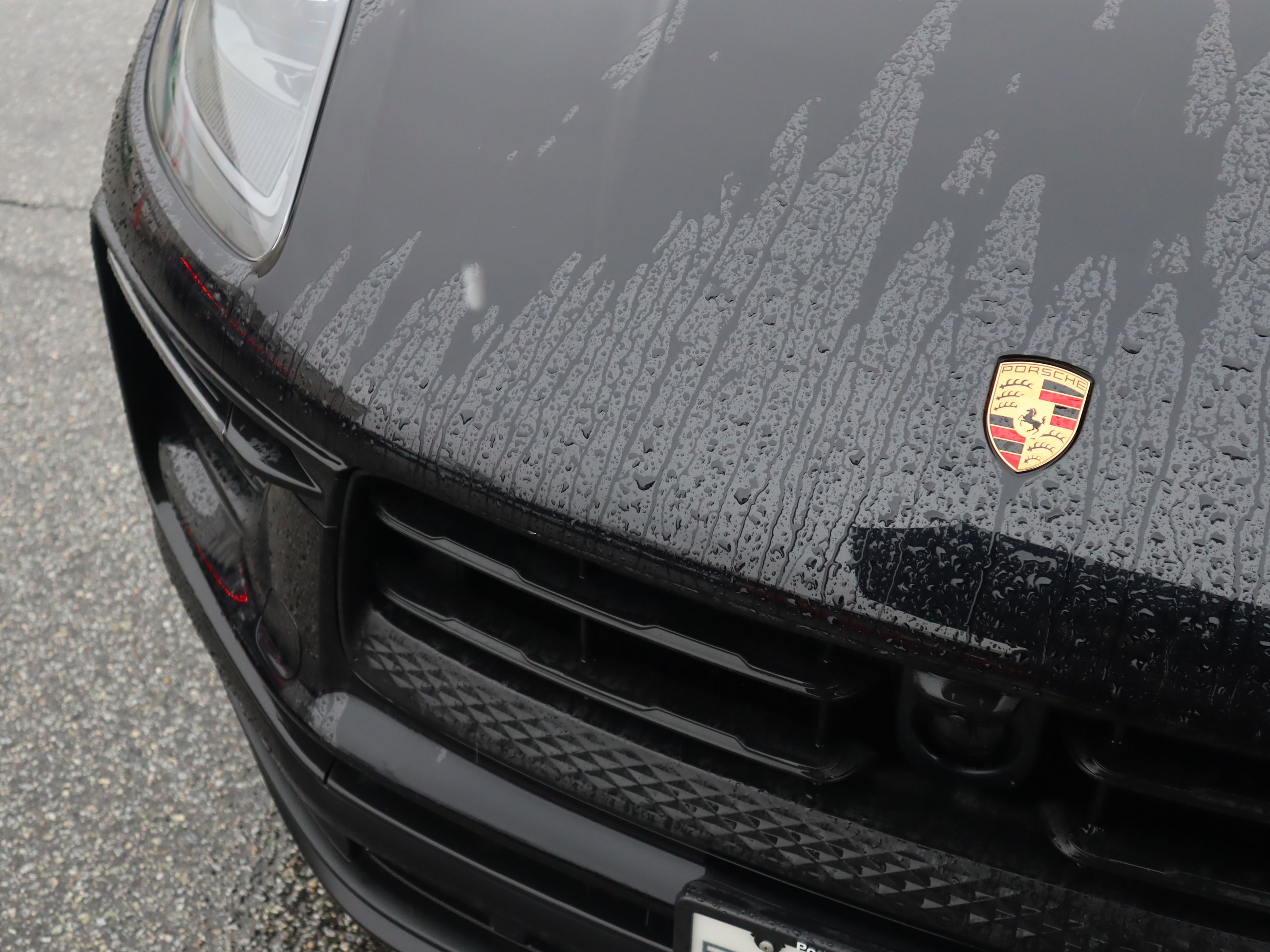 2025 Porsche Macan in Vancouver, British Columbia