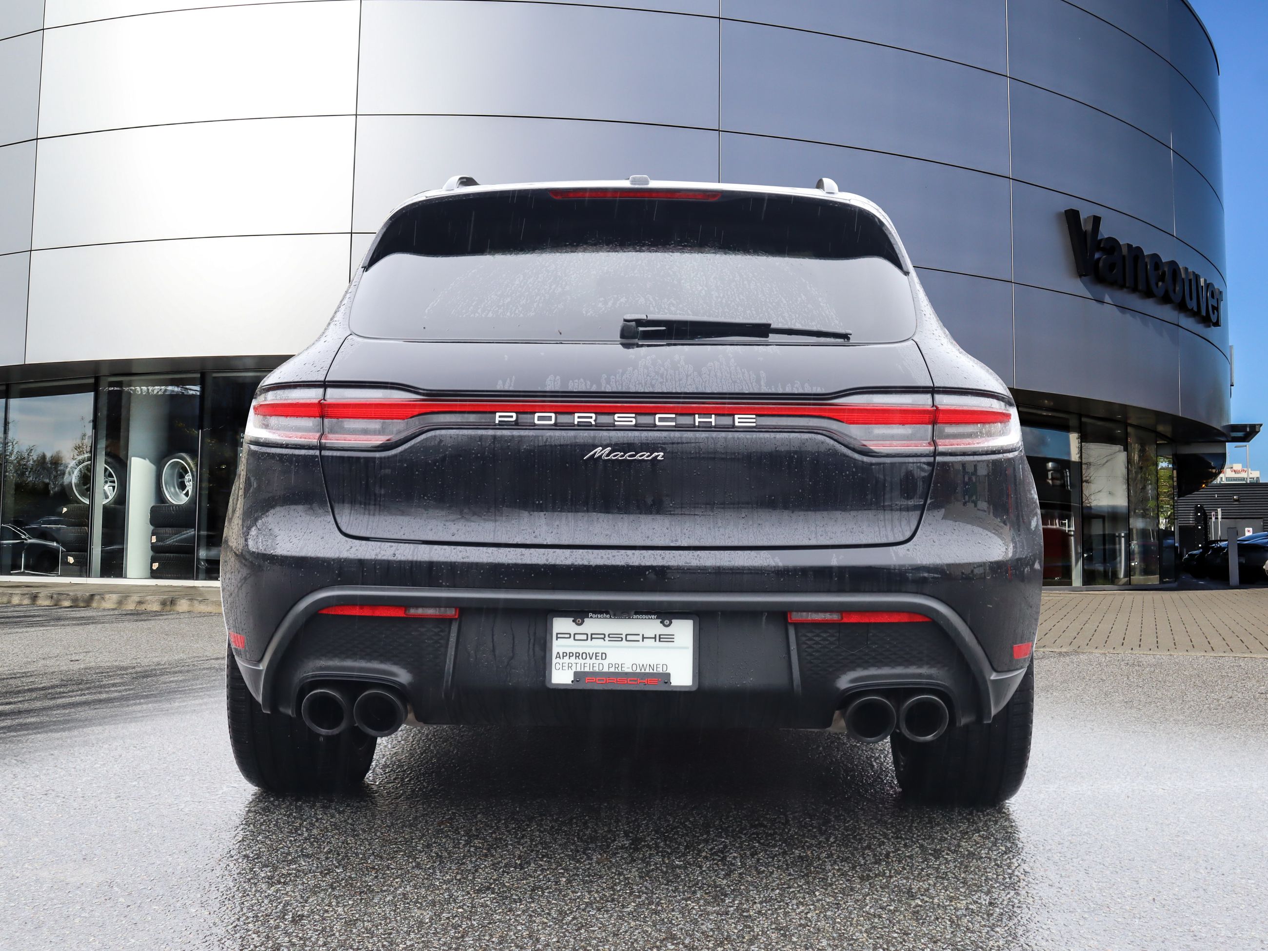 2025 Porsche Macan in Vancouver, British Columbia