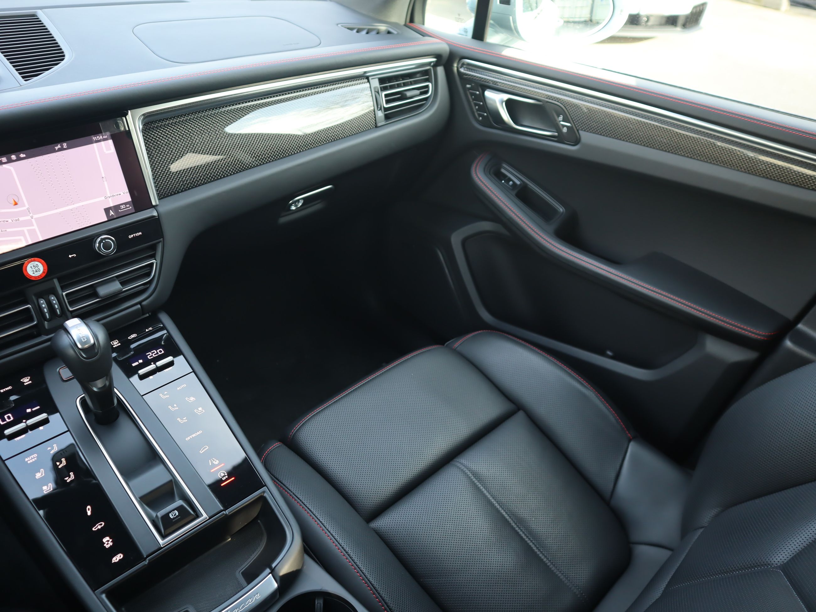 Porsche Macan  2025 à Vancouver, Colombie-Britannique