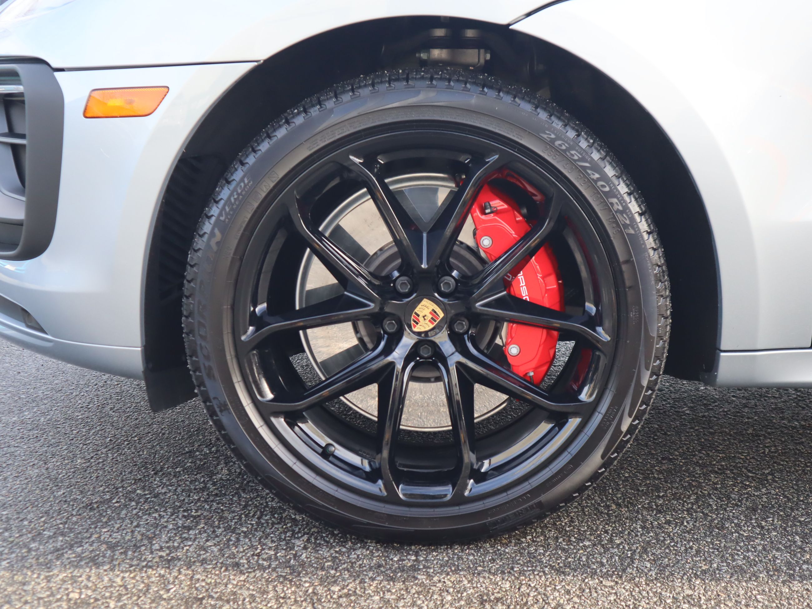 Porsche Macan  2025 à Vancouver, Colombie-Britannique