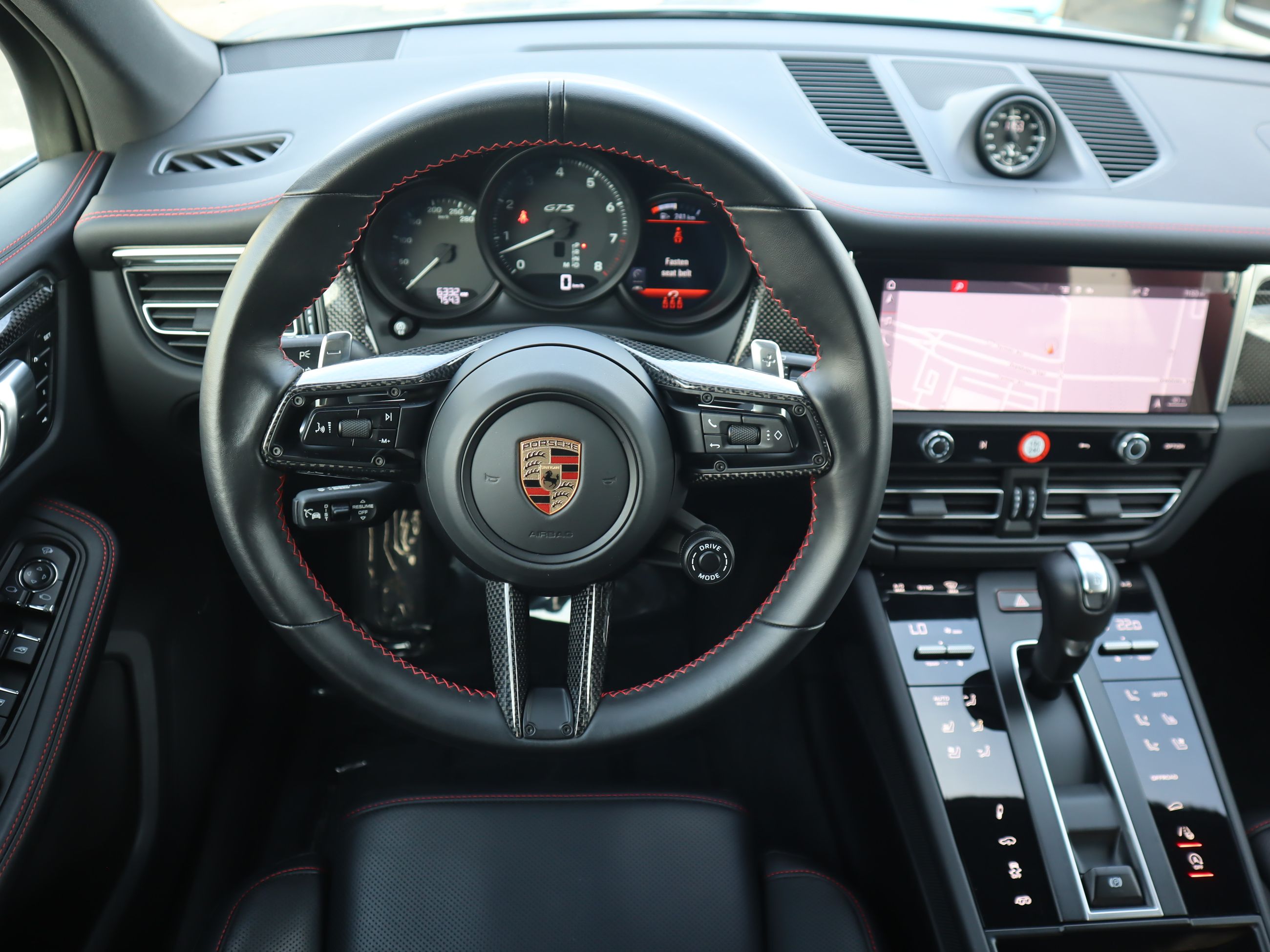 Porsche Macan  2025 à Vancouver, Colombie-Britannique