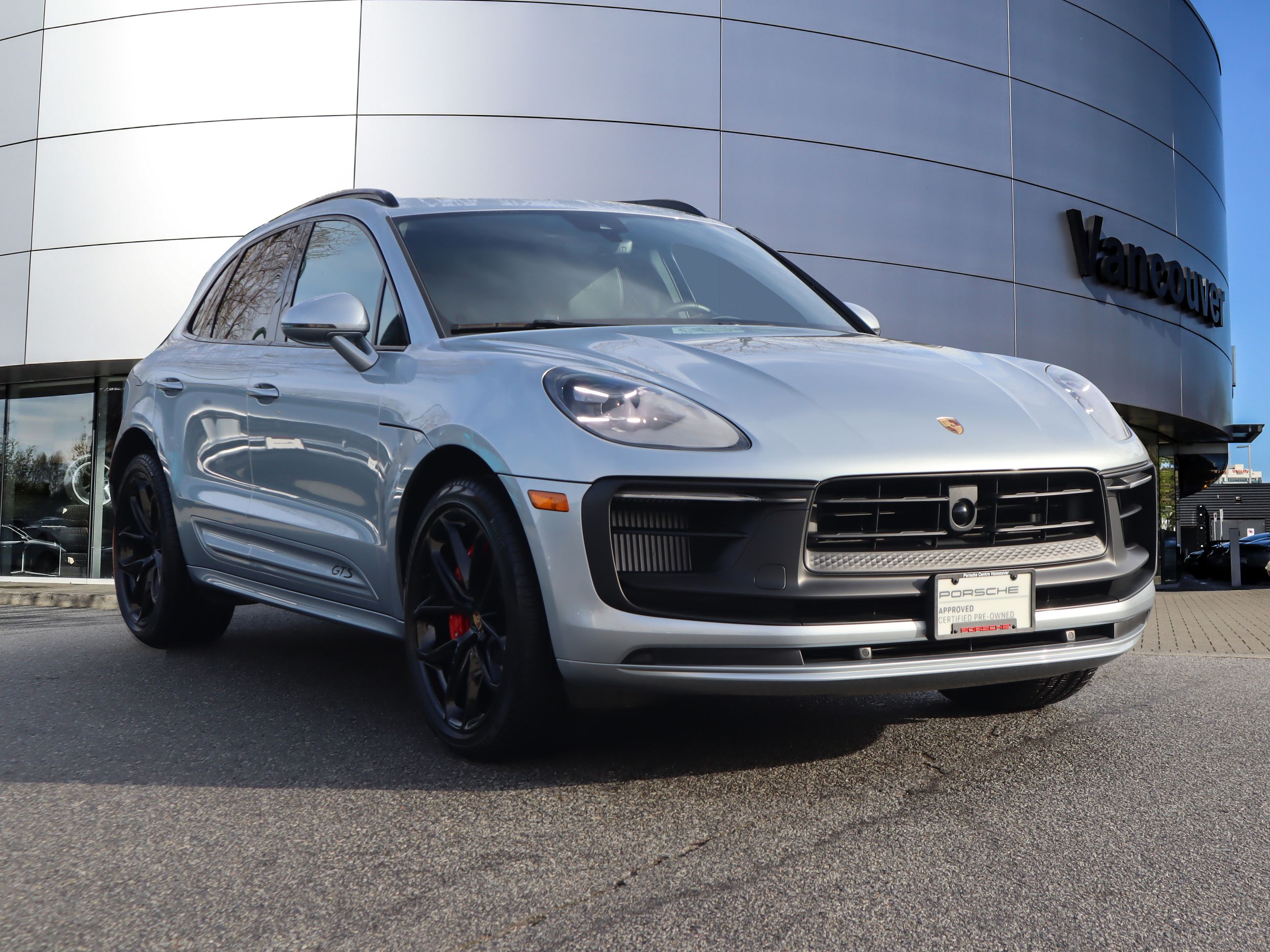 Porsche Macan  2025 à Vancouver, Colombie-Britannique