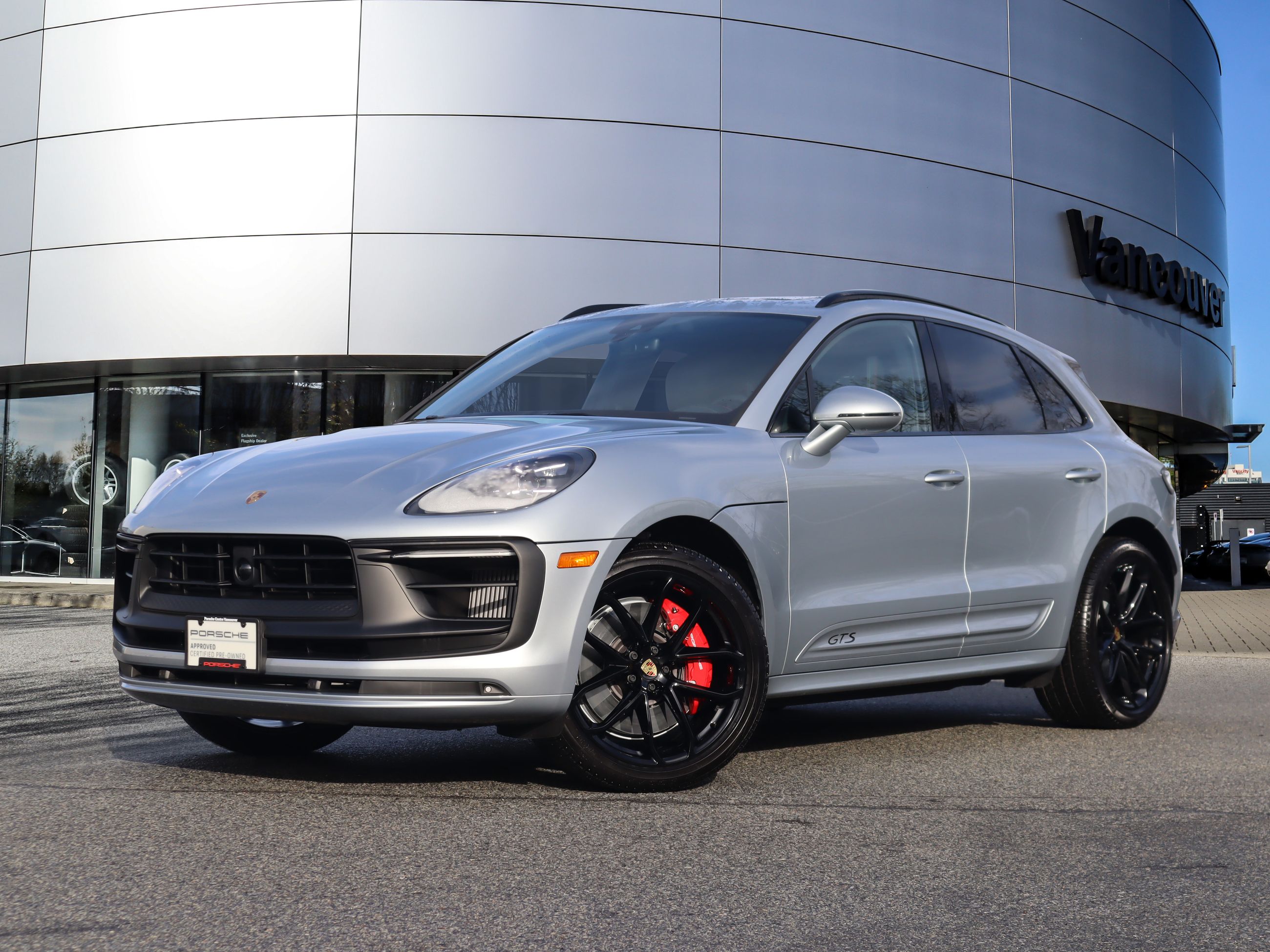 Porsche Macan  2025 à Vancouver, Colombie-Britannique