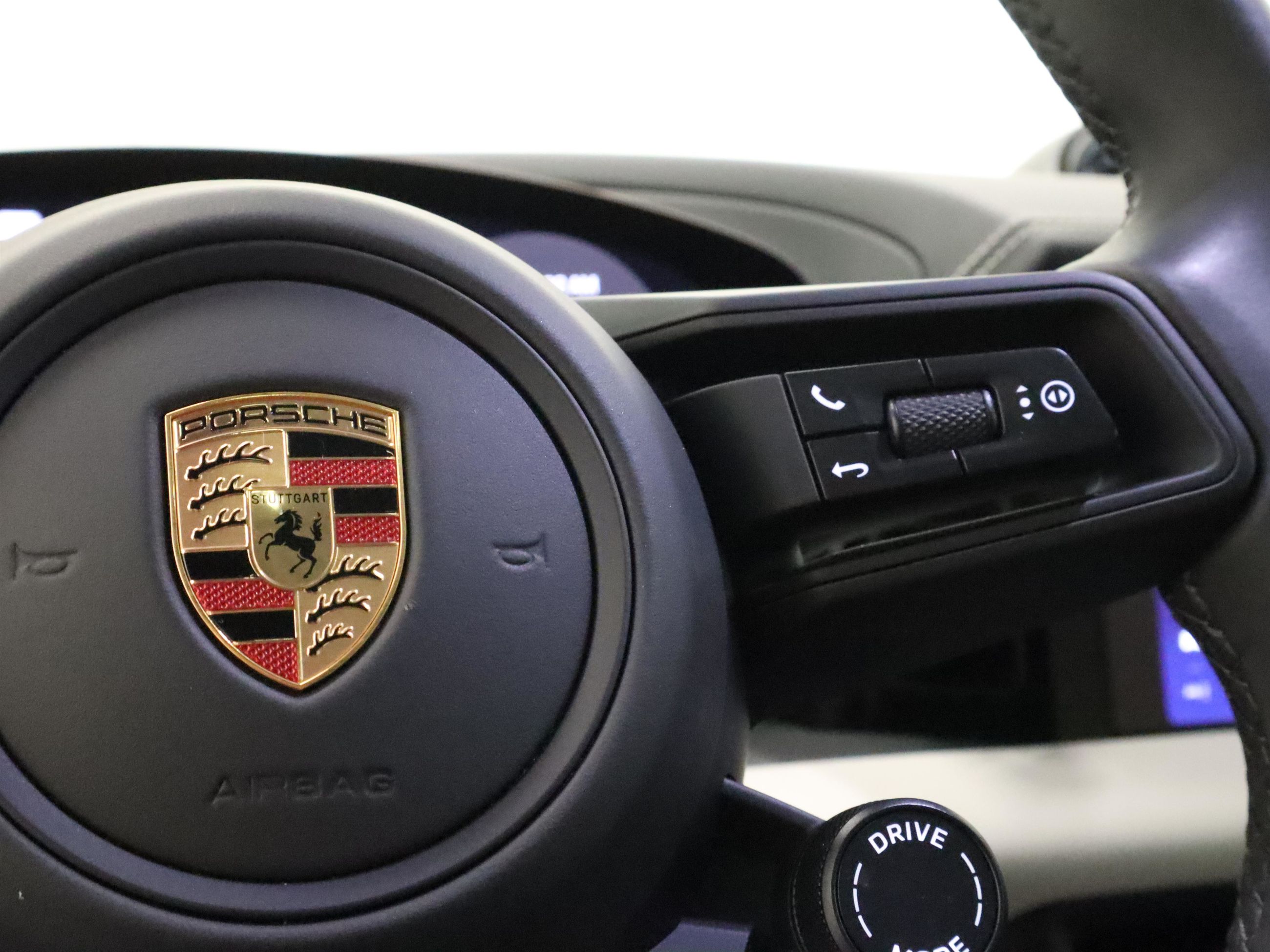 Porsche Macan  2025 à Vancouver, Colombie-Britannique