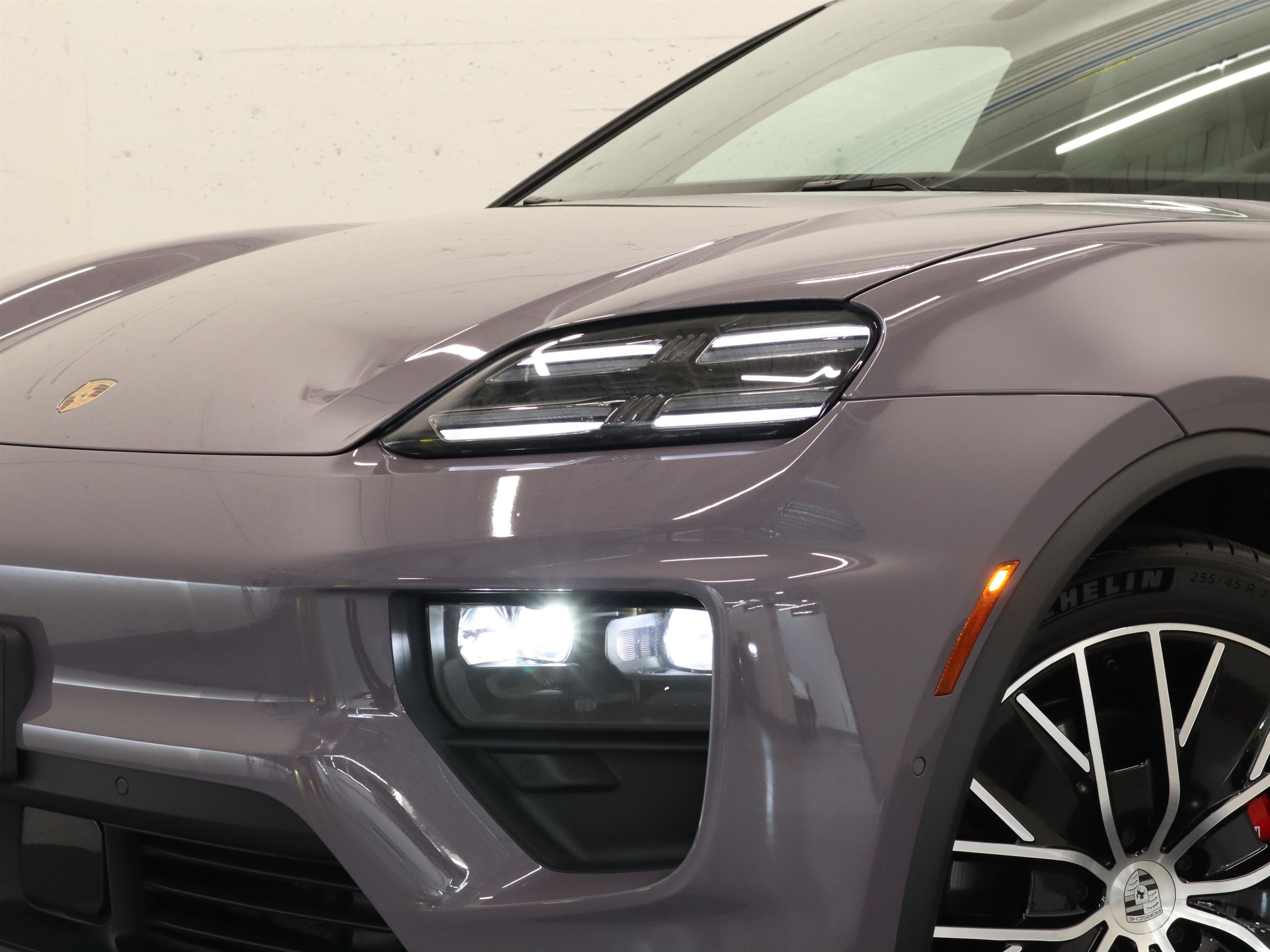 Porsche Macan  2025 à Vancouver, Colombie-Britannique