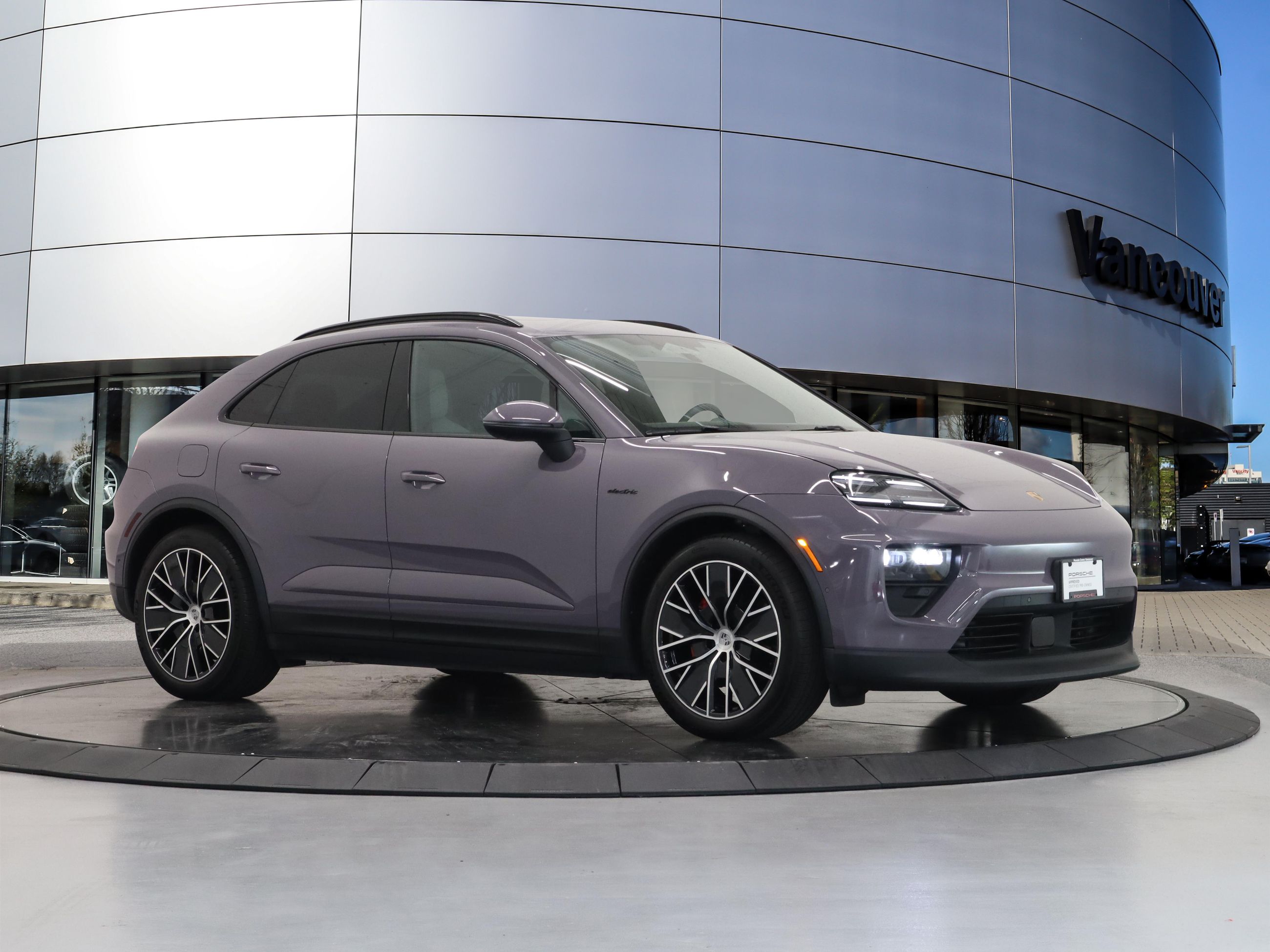 Porsche Macan  2025 à Vancouver, Colombie-Britannique