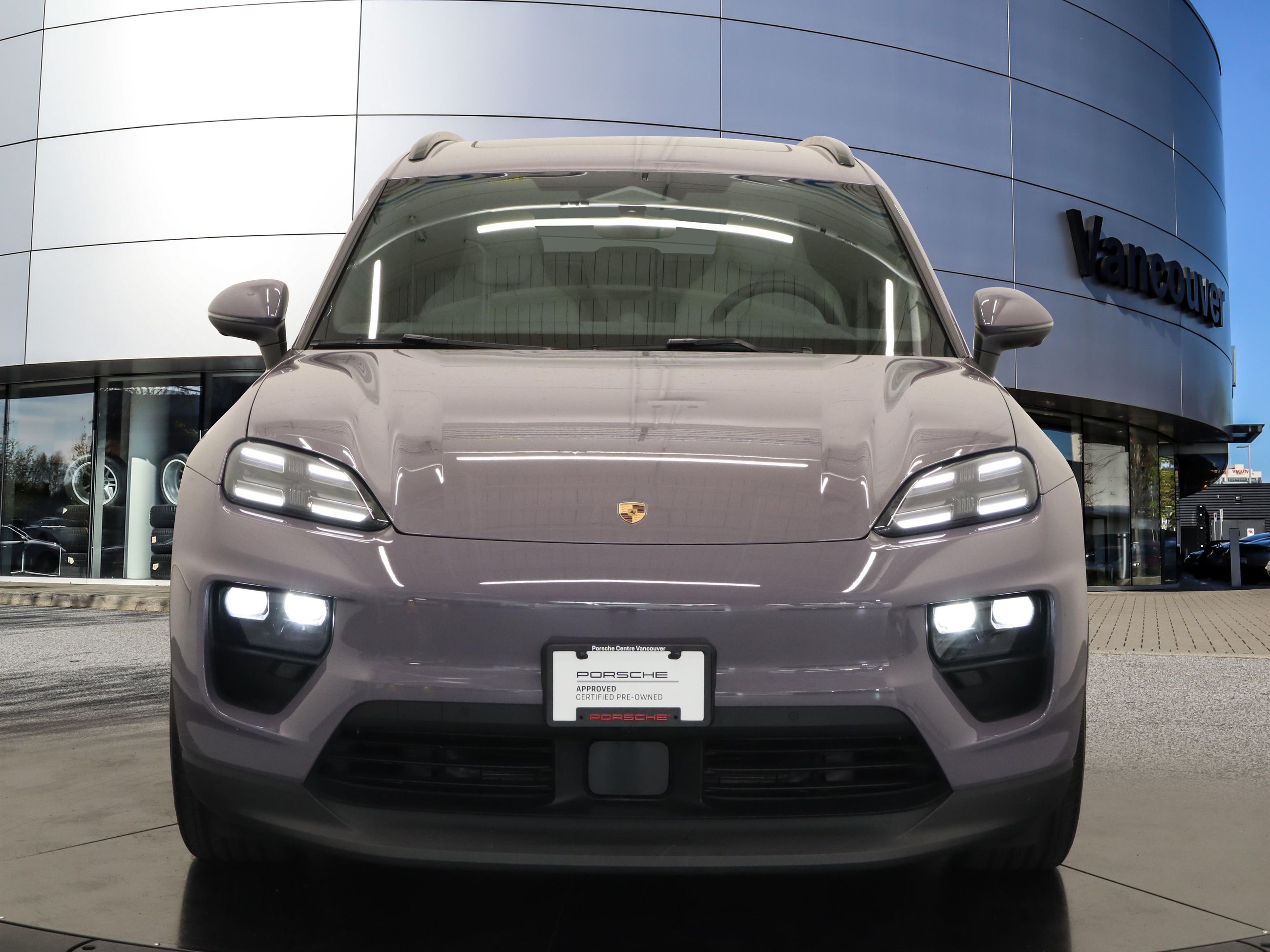 Porsche Macan  2025 à Vancouver, Colombie-Britannique