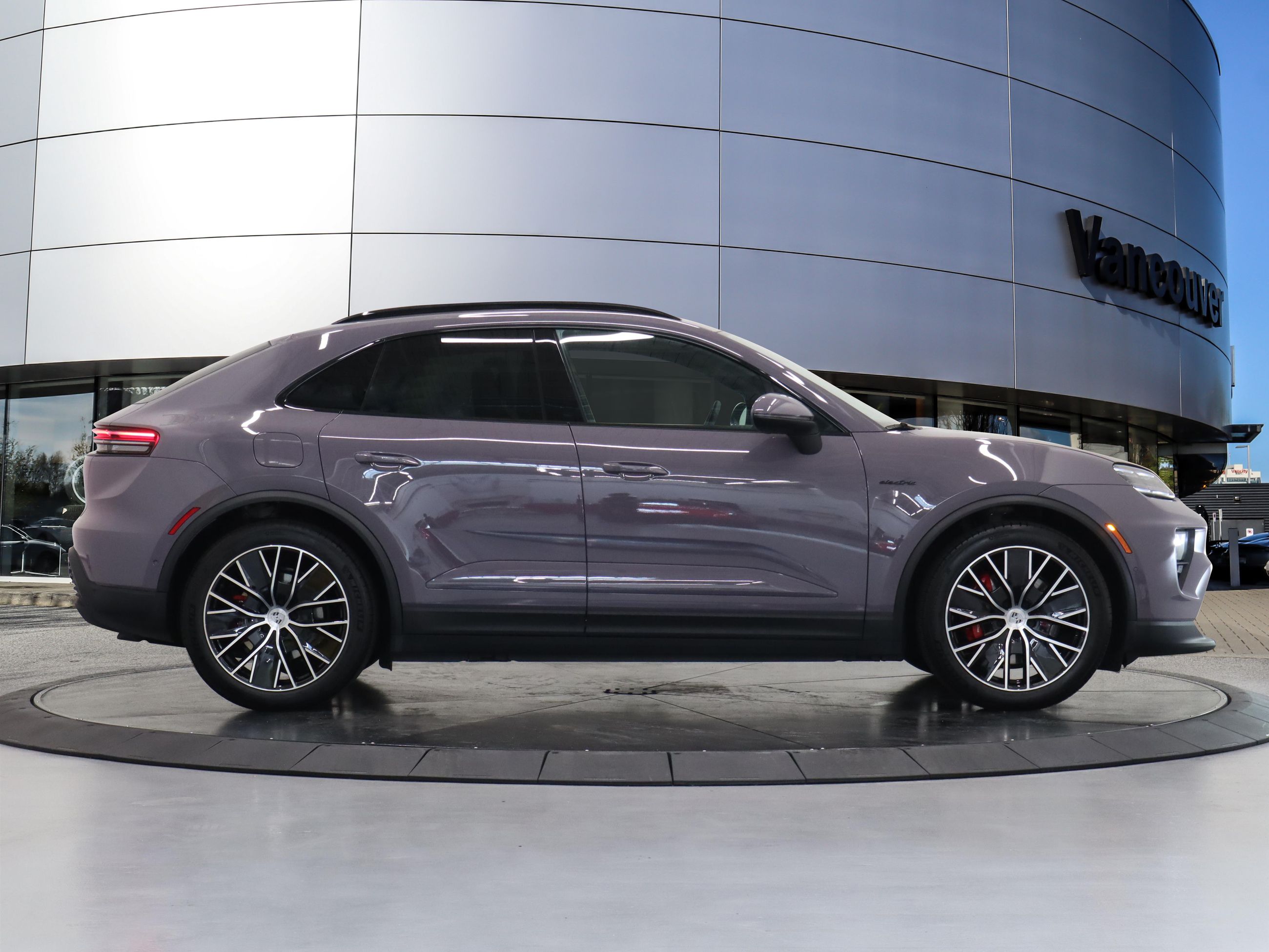 Porsche Macan  2025 à Vancouver, Colombie-Britannique